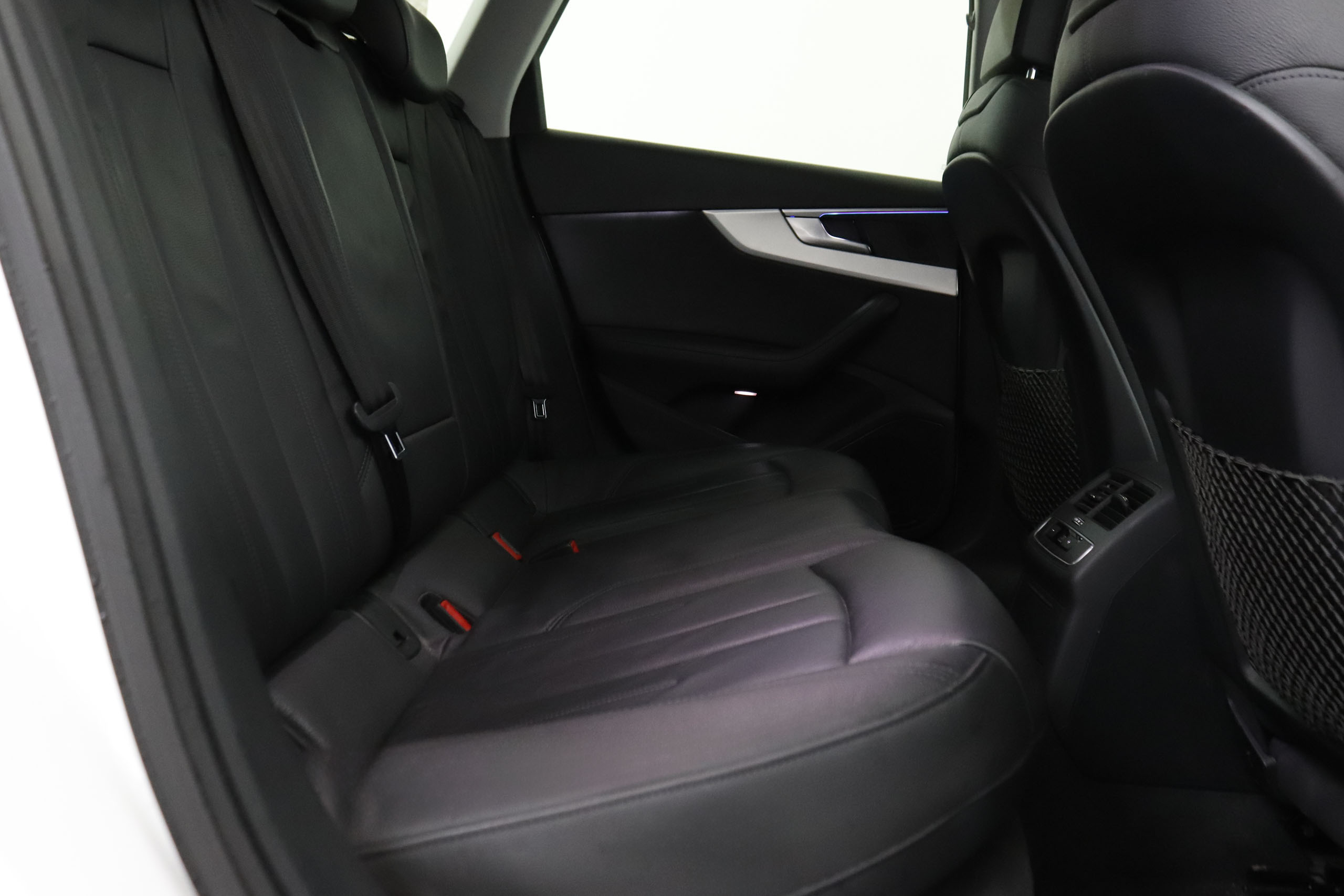 Audi A4 3.0 TDI ALLROAD QUATTRO DESIGN AUTO 218CV 5P #CUERO, NAVY, PARKTRONIC foto 29