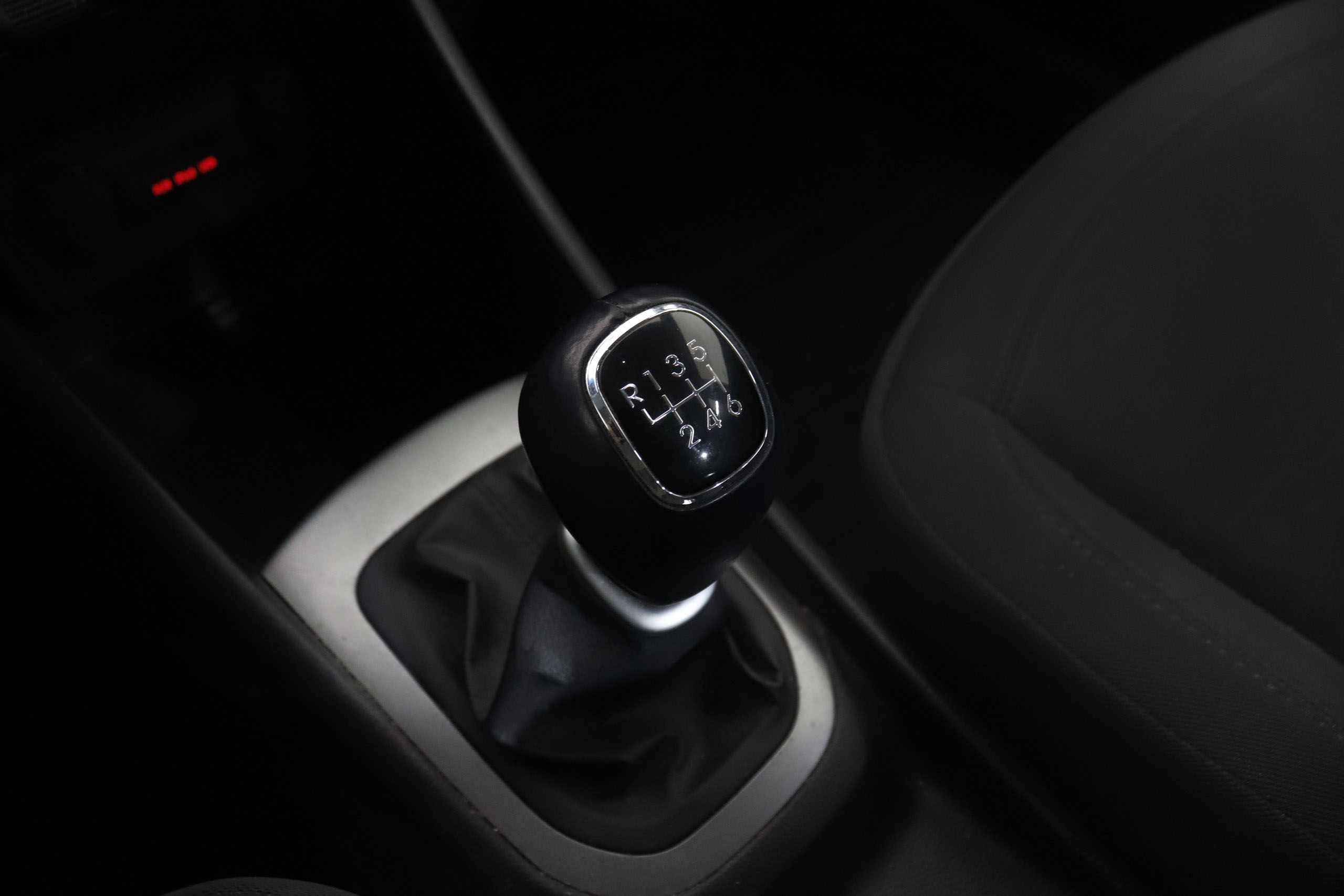 Kia Rio 1.1 CRDI CONCEPT 75CV 5P foto 20