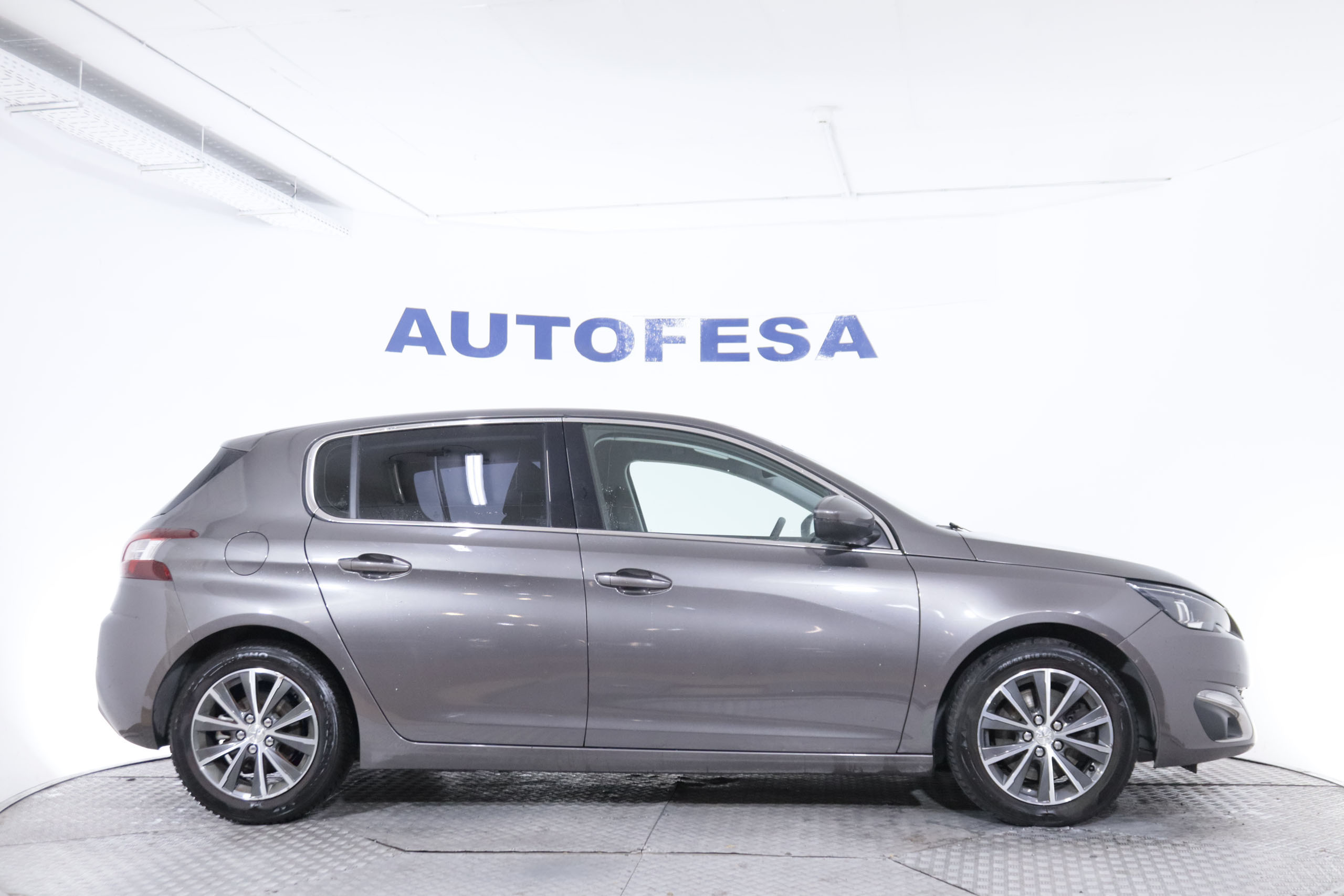 Peugeot 308 2.0 BLUEHDI 150CV ALLURE 5P # NAVY,PARKTRONIC foto 10