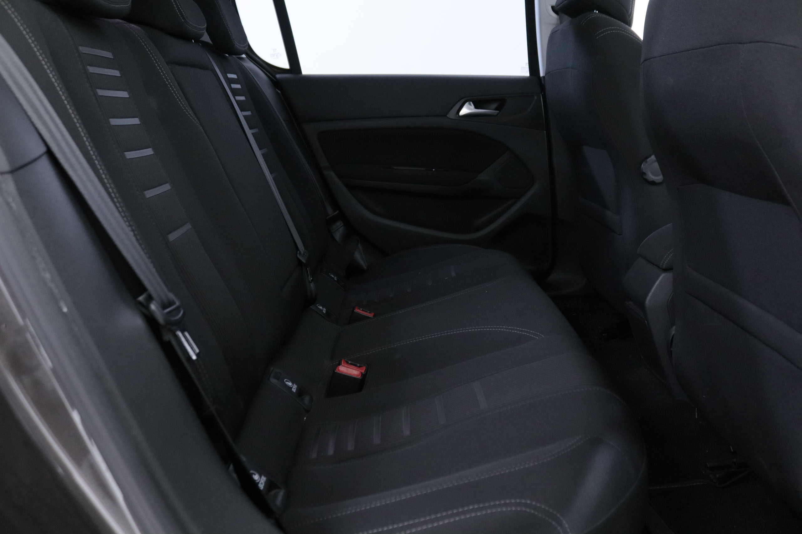 Peugeot 308 2.0 BLUEHDI 150CV ALLURE 5P # NAVY,PARKTRONIC foto 24