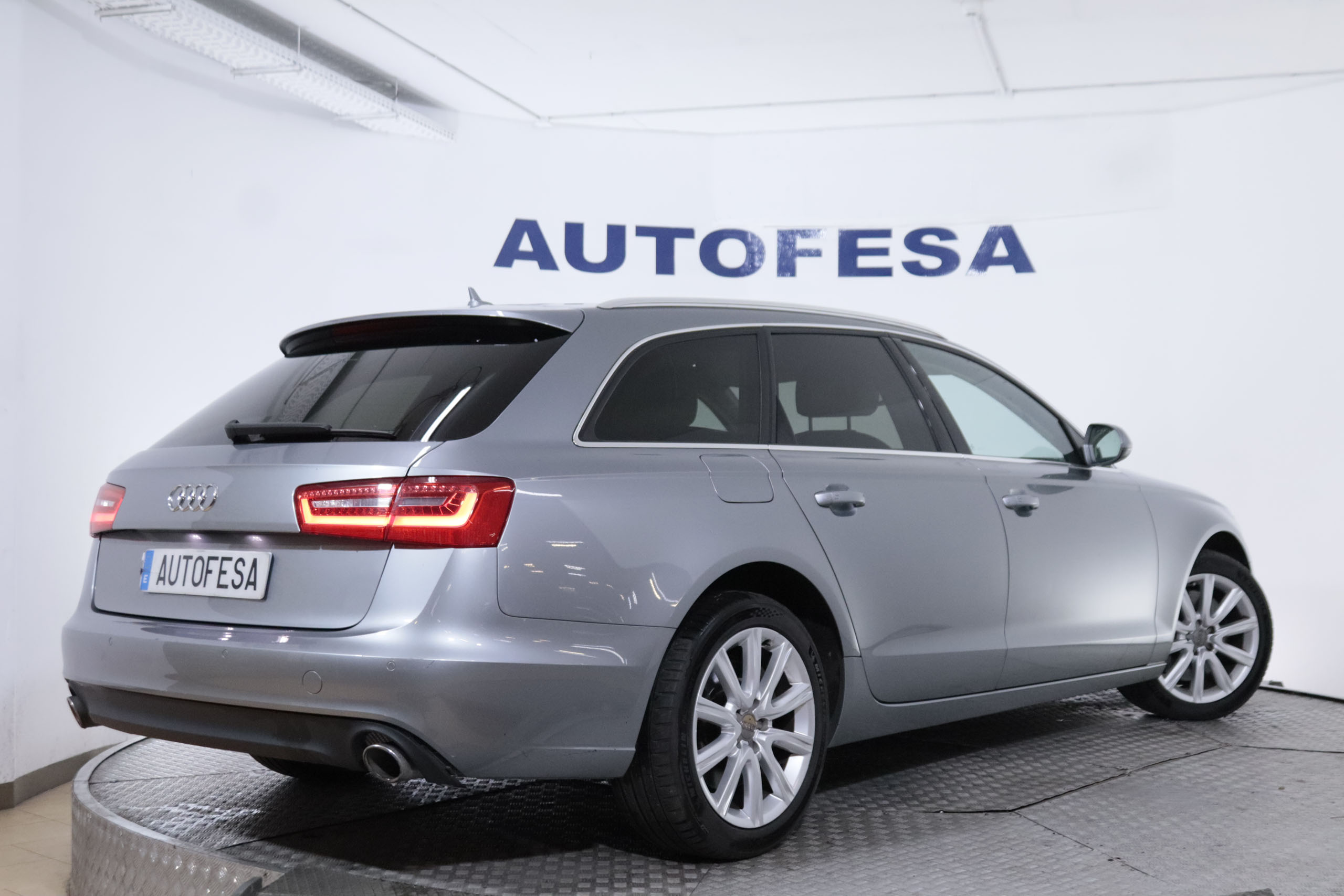 Audi A6 AVANT 3.0 BIDTI QUATTRO AUTO 313CV 5P # CUERO.NAVY,BIXENON foto 6