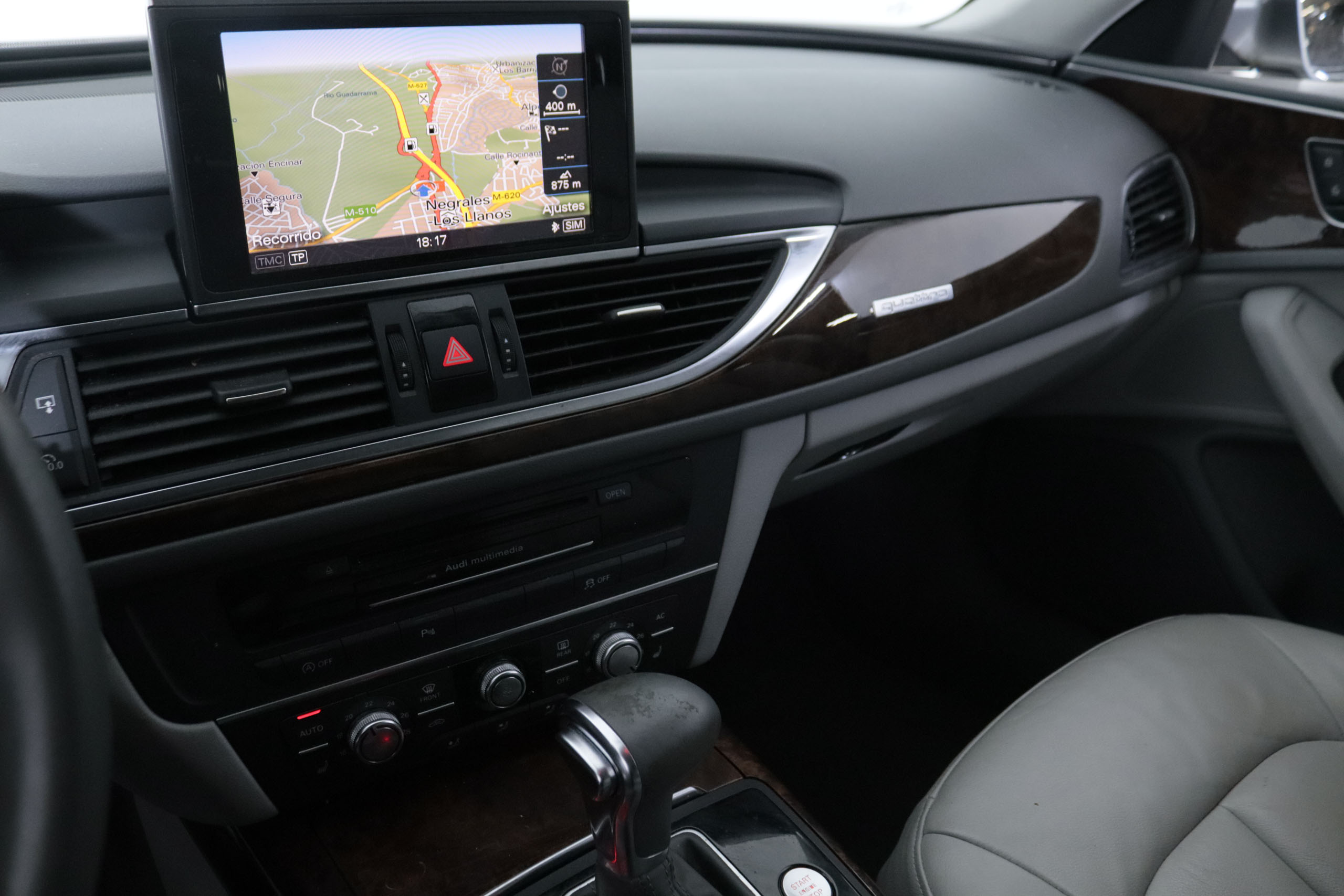 Audi A6 AVANT 3.0 BIDTI QUATTRO AUTO 313CV 5P # CUERO.NAVY,BIXENON foto 17