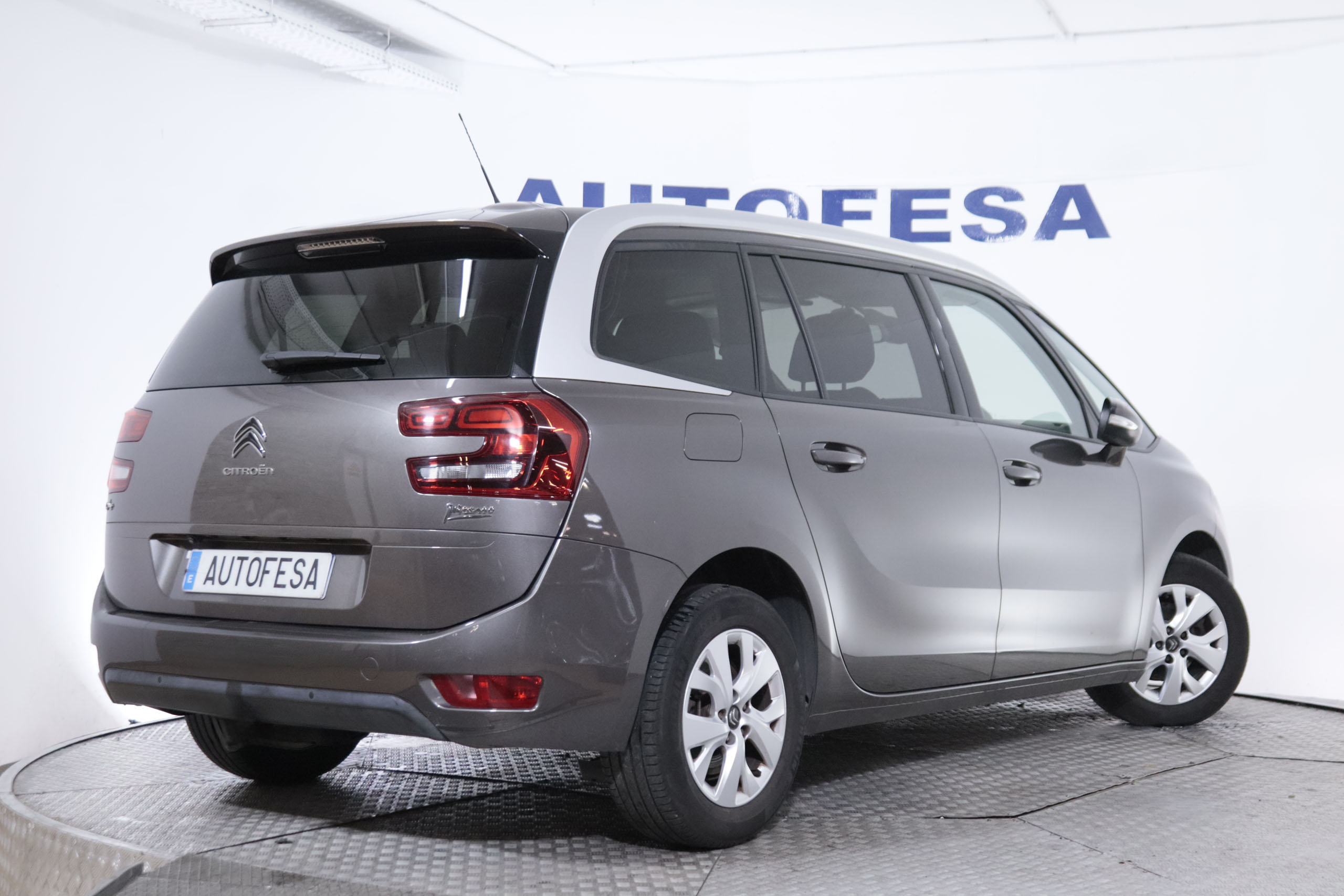 Citroen C4 Grand Picasso C4 GRAND PICASSO 1.2 PURETECH 130CV FEEL 7 PLAZAS 5P # NAVY,CAMARA TRASERA foto 6