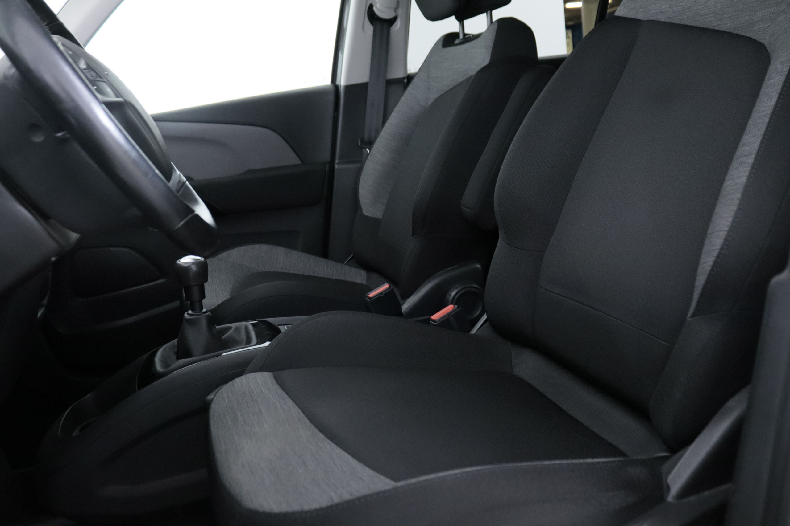 Citroen C4 Grand Picasso C4 GRAND PICASSO 1.2 PURETECH 130CV FEEL 7 PLAZAS 5P # NAVY,CAMARA TRASERA foto 24