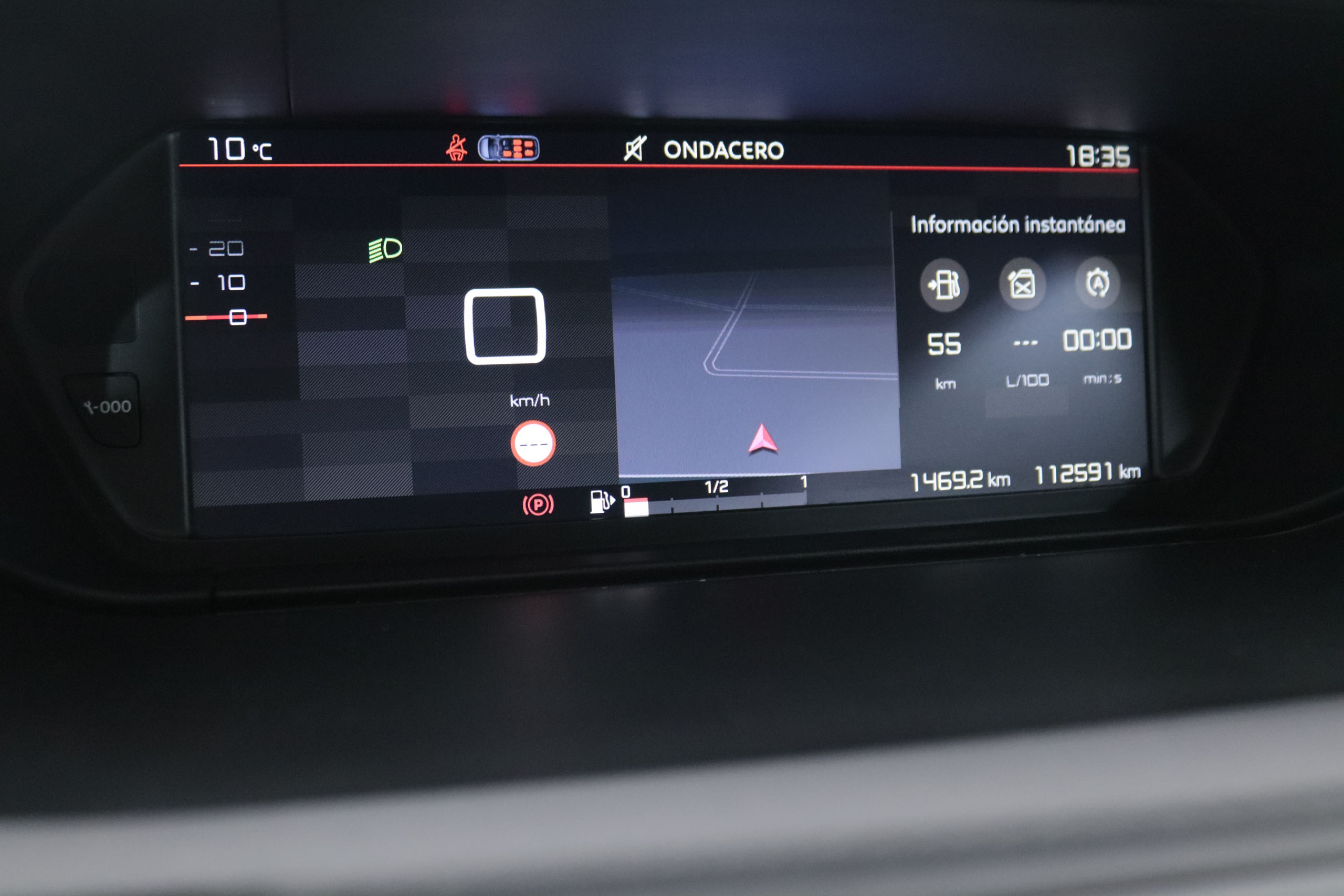 Citroen C4 Grand Picasso C4 GRAND PICASSO 1.2 PURETECH 130CV FEEL 7 PLAZAS 5P # NAVY,CAMARA TRASERA foto 20