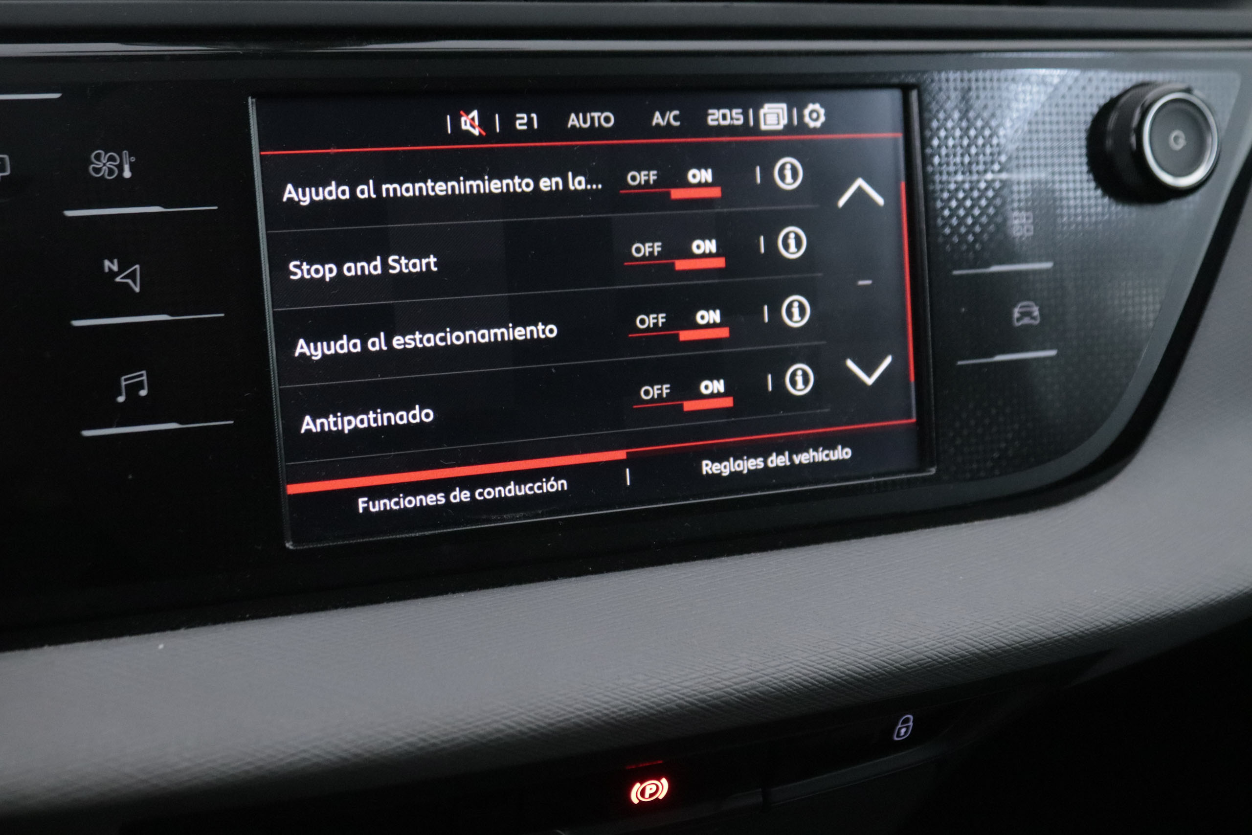 Citroen C4 Grand Picasso C4 GRAND PICASSO 1.2 PURETECH 130CV FEEL 7 PLAZAS 5P # NAVY,CAMARA TRASERA foto 23