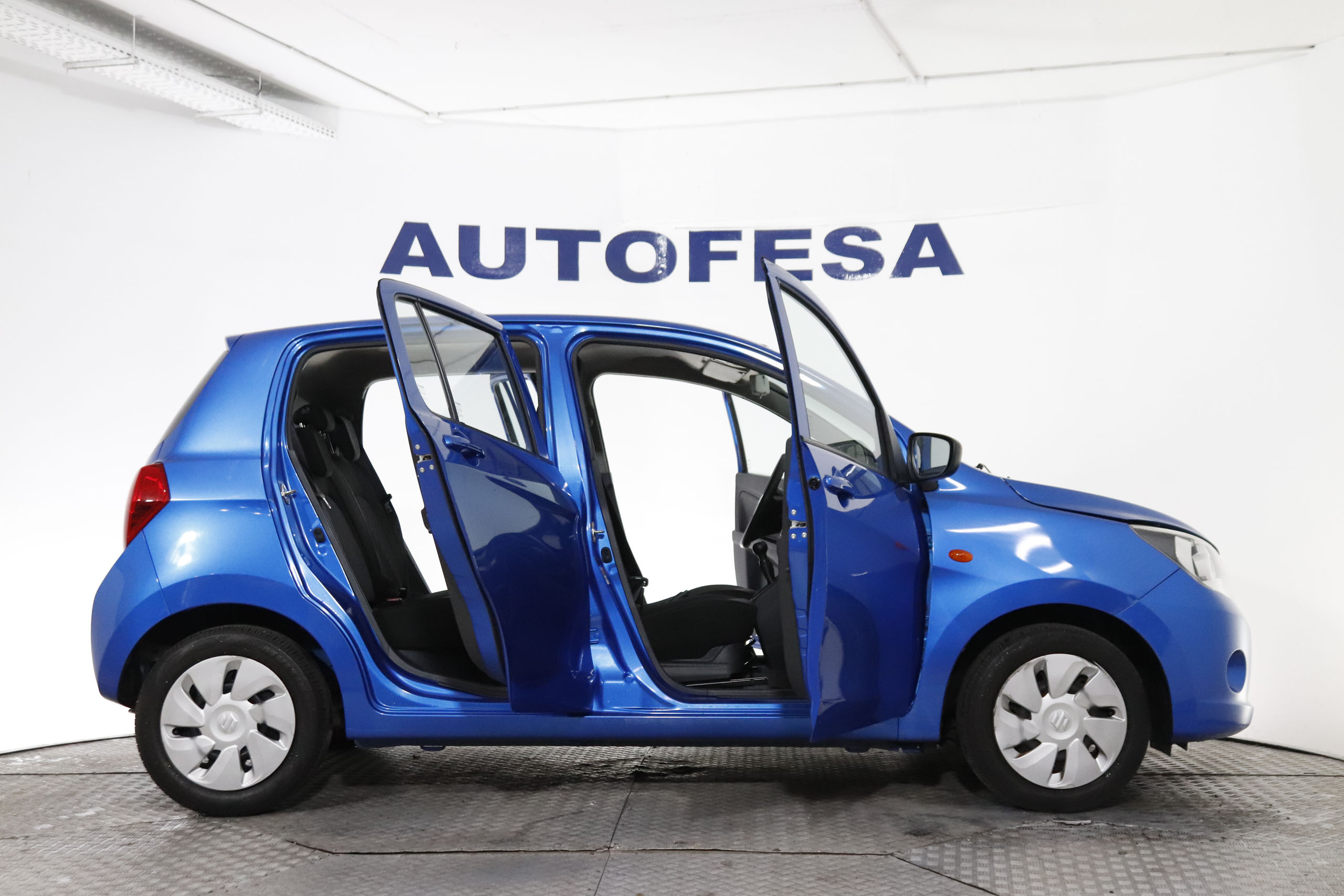 Suzuki Celerio 1.0 VVT PRIVILEGE 68CV 5P foto 11