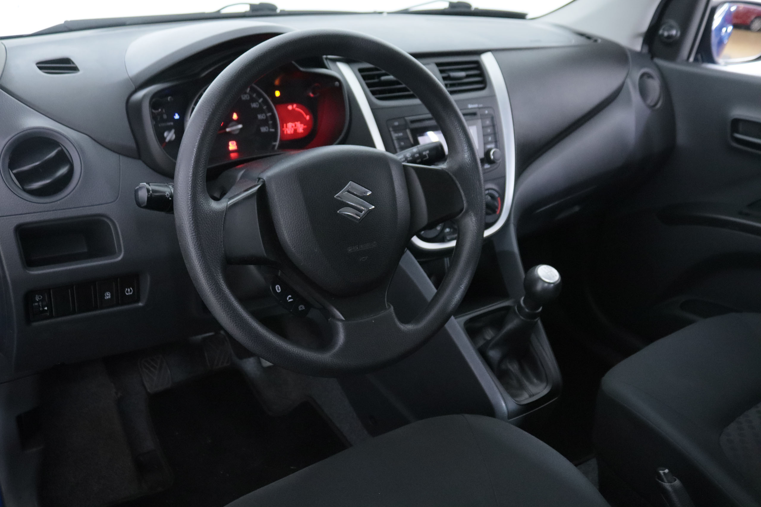 Suzuki Celerio 1.0 VVT PRIVILEGE 68CV 5P foto 14