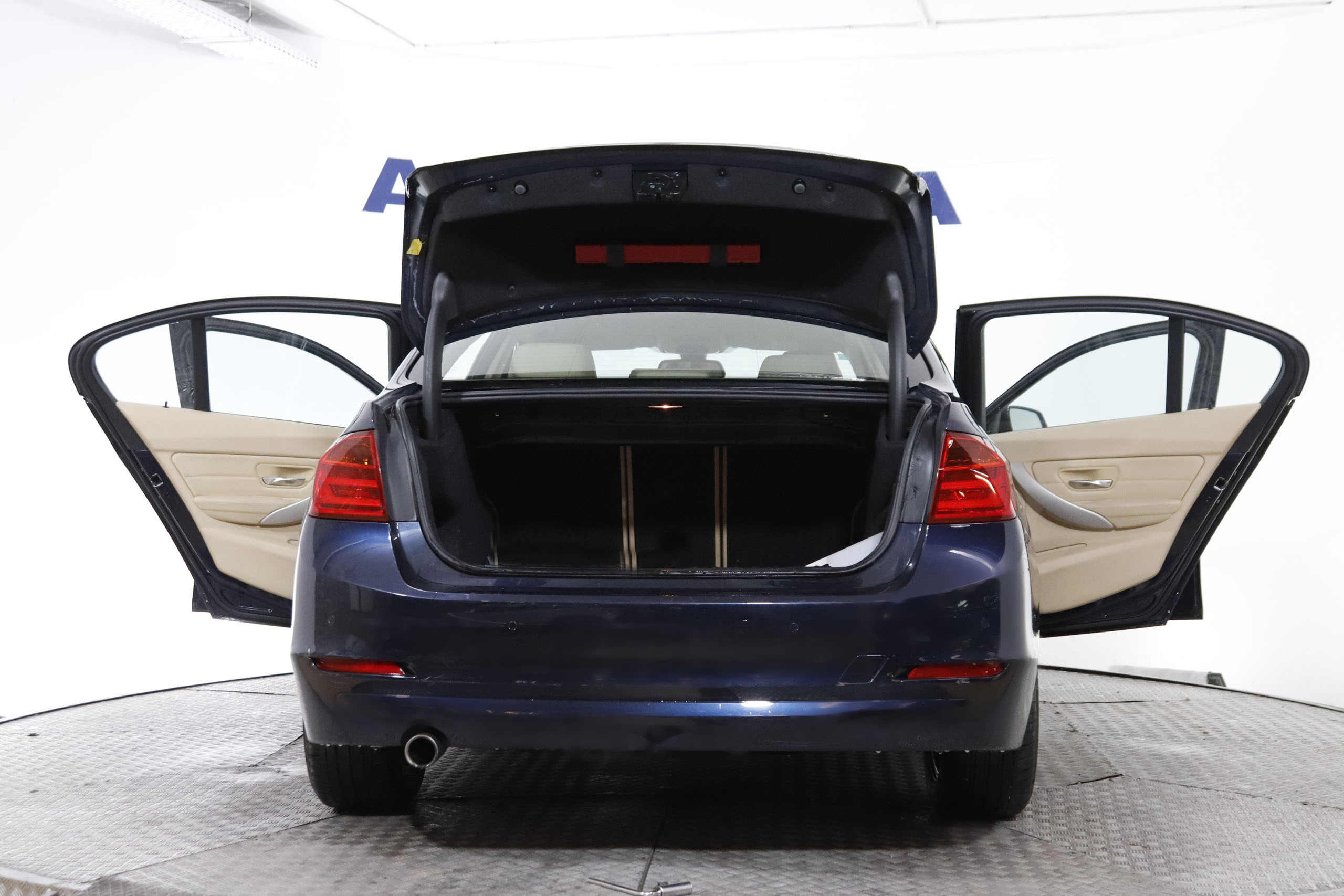 BMW 320 SERIE 3 320D AUTO 184CV 4P # CUERO,NAVY,BIXENON,PARKTRONIC foto 3