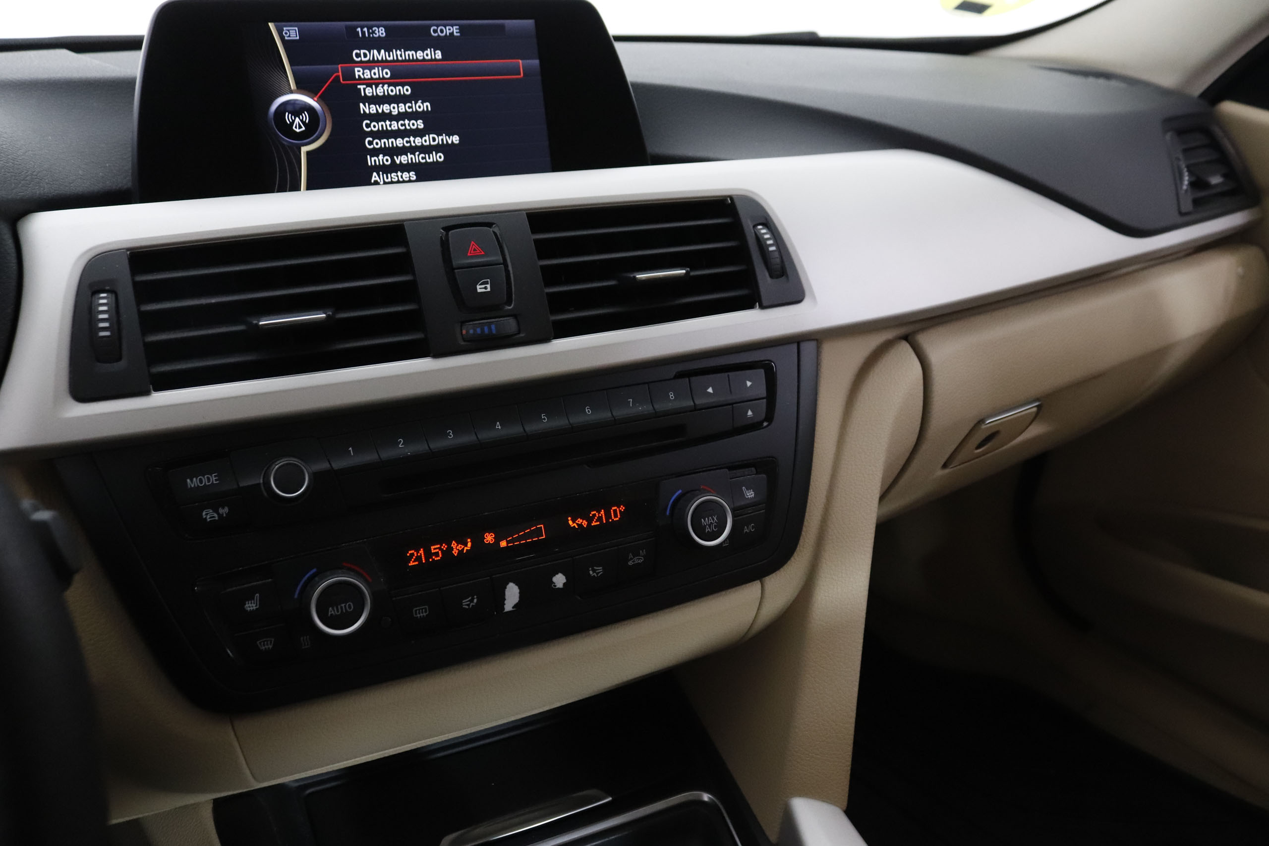 BMW 320 SERIE 3 320D AUTO 184CV 4P # CUERO,NAVY,BIXENON,PARKTRONIC foto 17