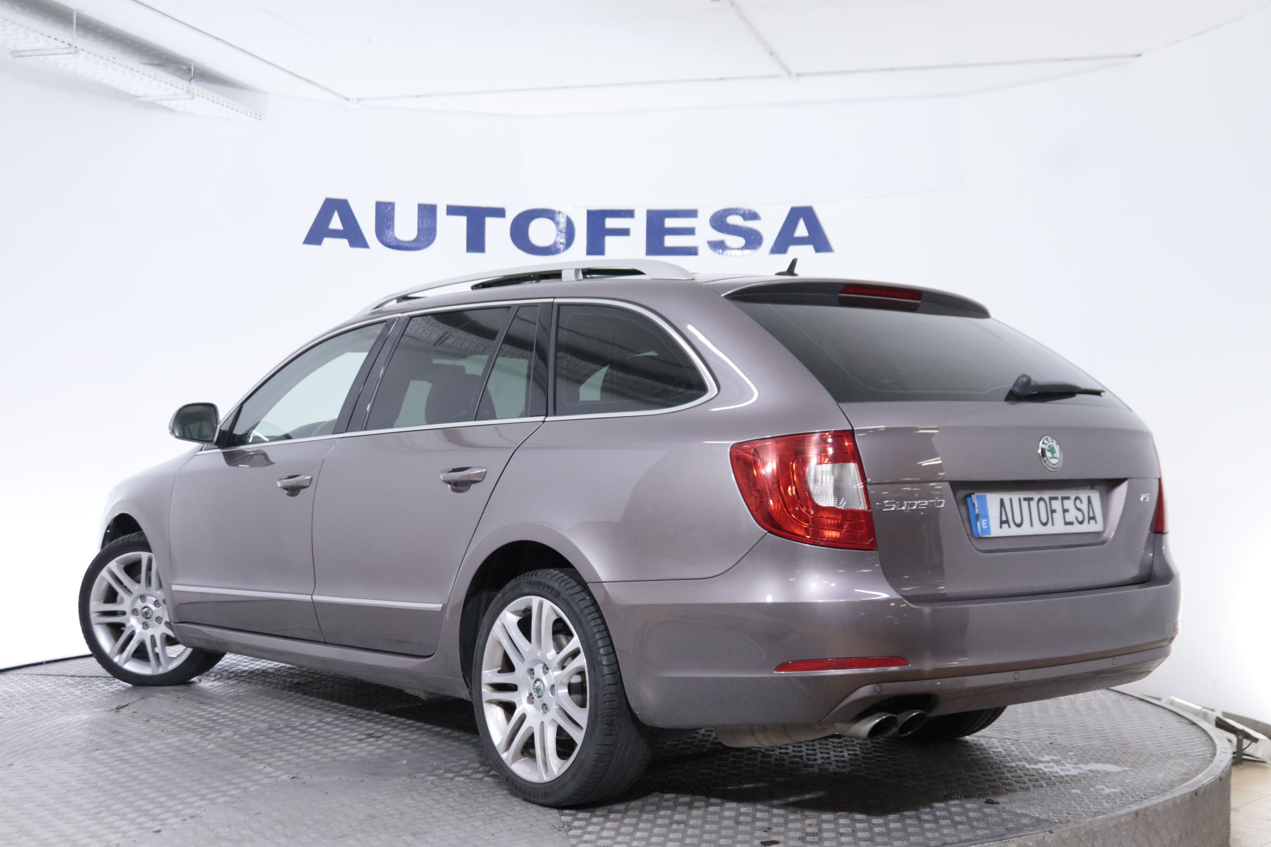 Skoda Superb 1.8 TSI 160CV 5P #CUERO, TECHO ELEC PANORAMICO, PARKTRONIC foto 9