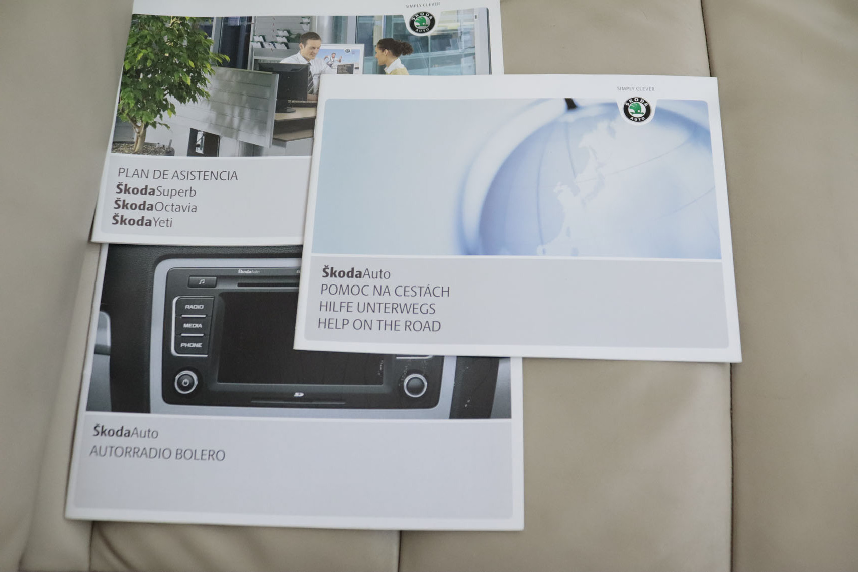 Skoda Superb 1.8 TSI 160CV 5P #CUERO, TECHO ELEC PANORAMICO, PARKTRONIC foto 23