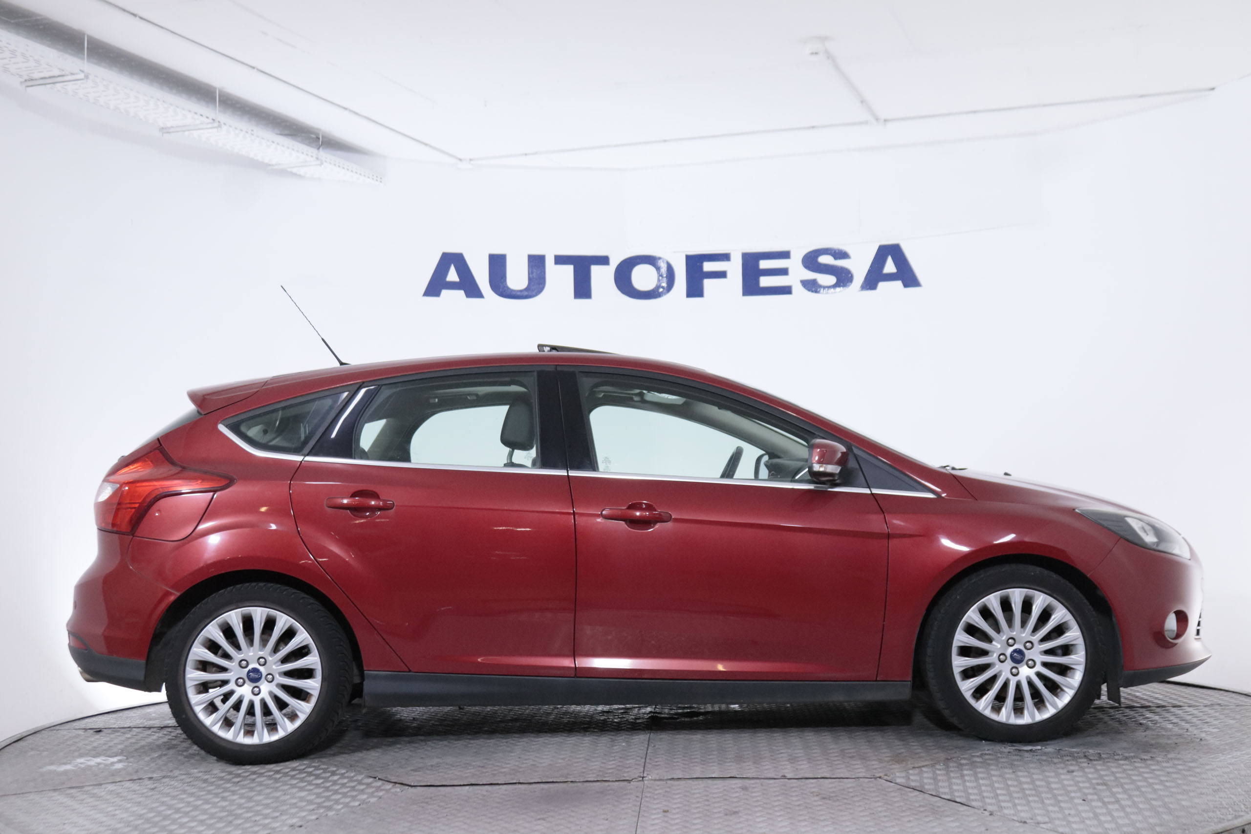 Ford Focus 1.6 ECOBOOST TITANIUM 150CV 5P # TECHO ELE,NAVY, PARKTRONIC foto 10