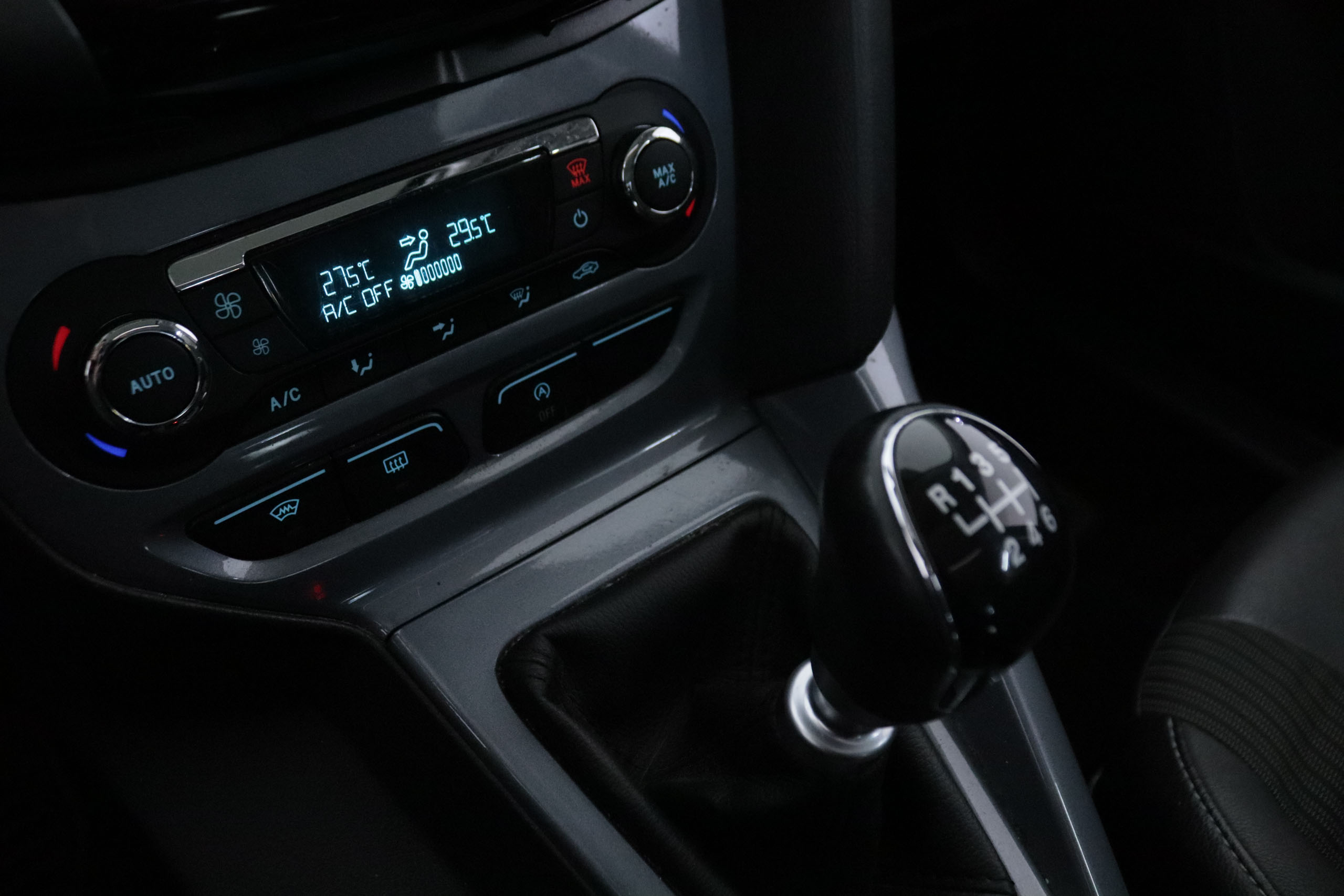 Ford Focus 1.6 ECOBOOST TITANIUM 150CV 5P # TECHO ELE,NAVY, PARKTRONIC foto 20