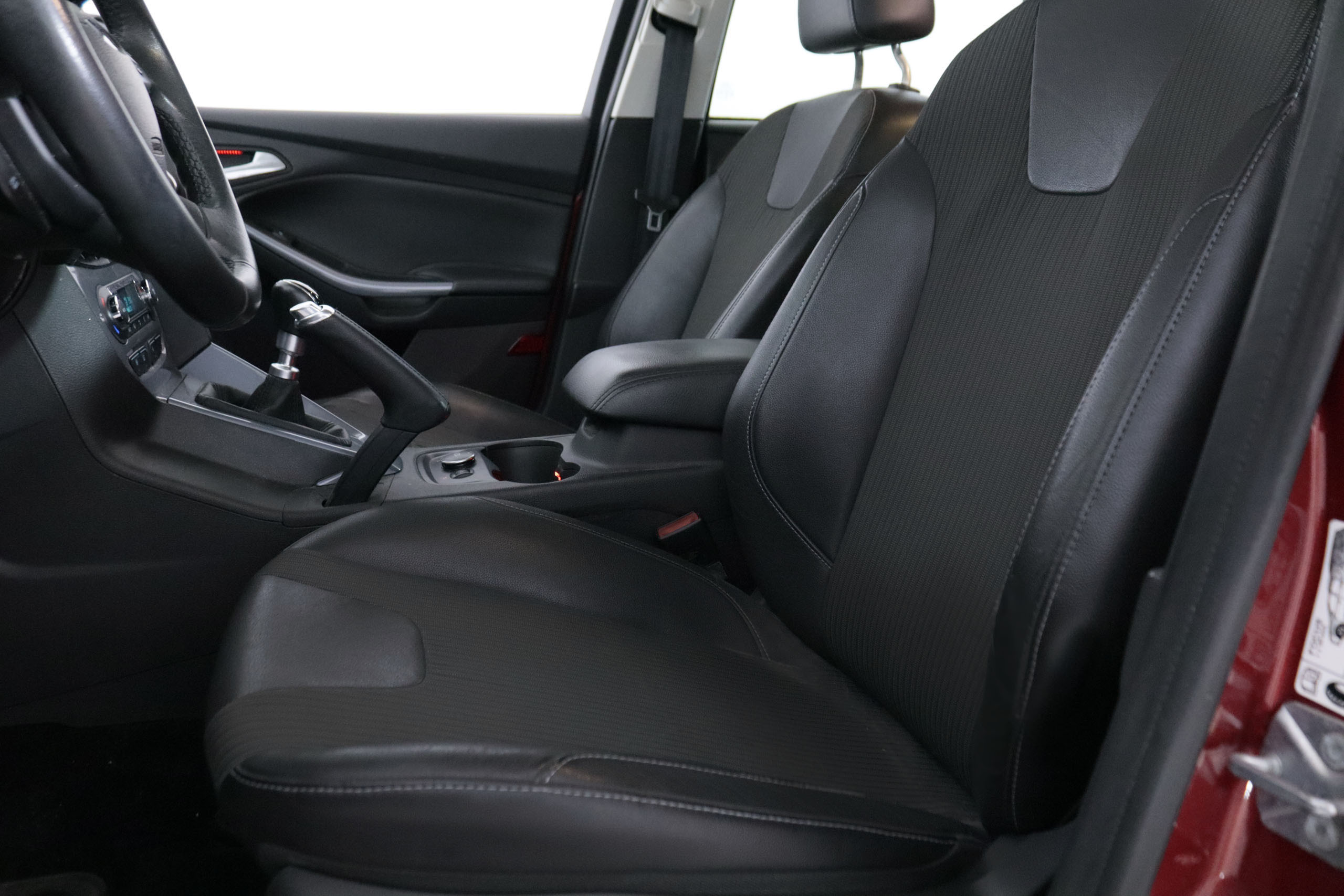 Ford Focus 1.6 ECOBOOST TITANIUM 150CV 5P # TECHO ELE,NAVY, PARKTRONIC foto 24