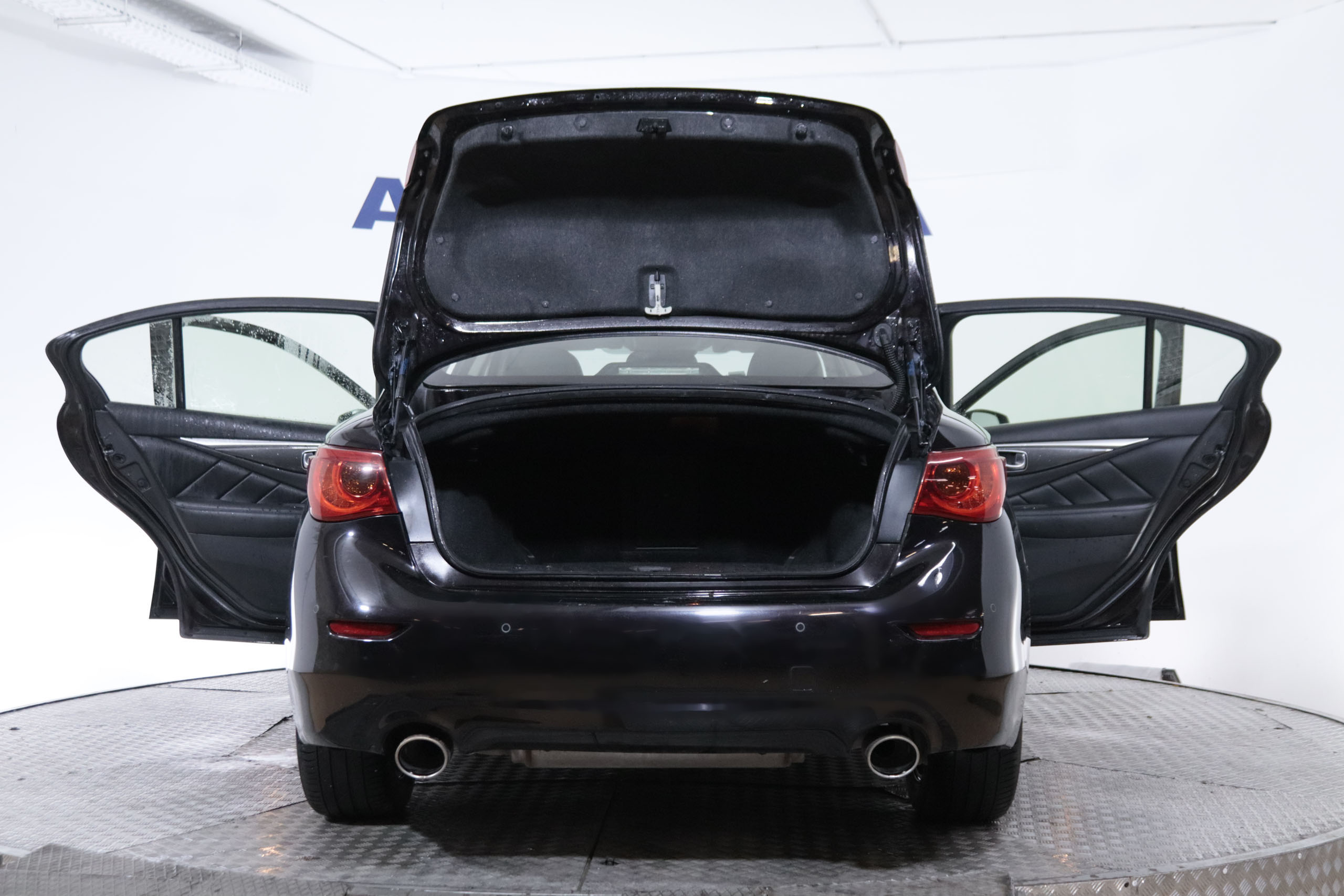 Infiniti Q50 2.2D EXECUTIVE AUTO 170CV 4P #CUERO, NAVY, PARKTRONIC foto 13