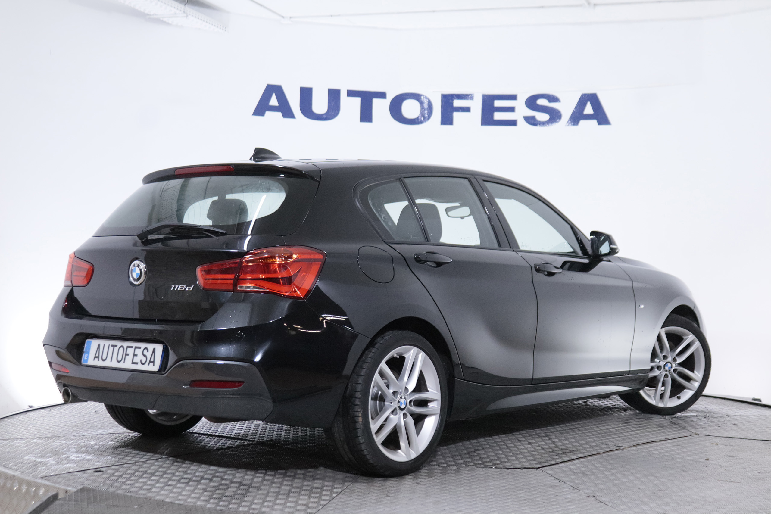 BMW 116 SERIE 1 116D M SPORT 116CV 5P #NAVY, PARKTRONIC foto 31
