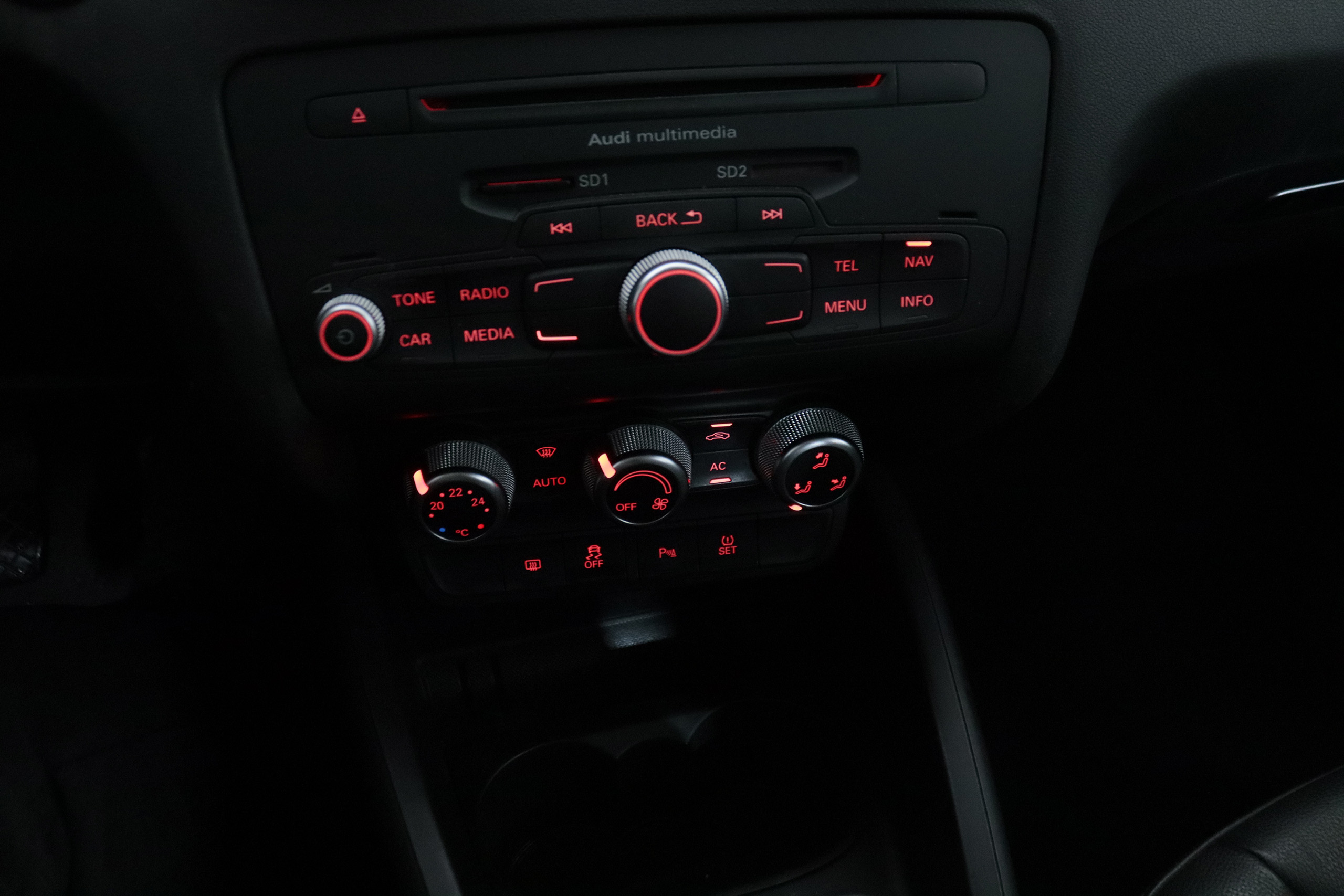 Audi A1 1.2 TFSI SPORTBACK 86CV 5P #CUERO, NAVY, PARKTRONIC foto 18