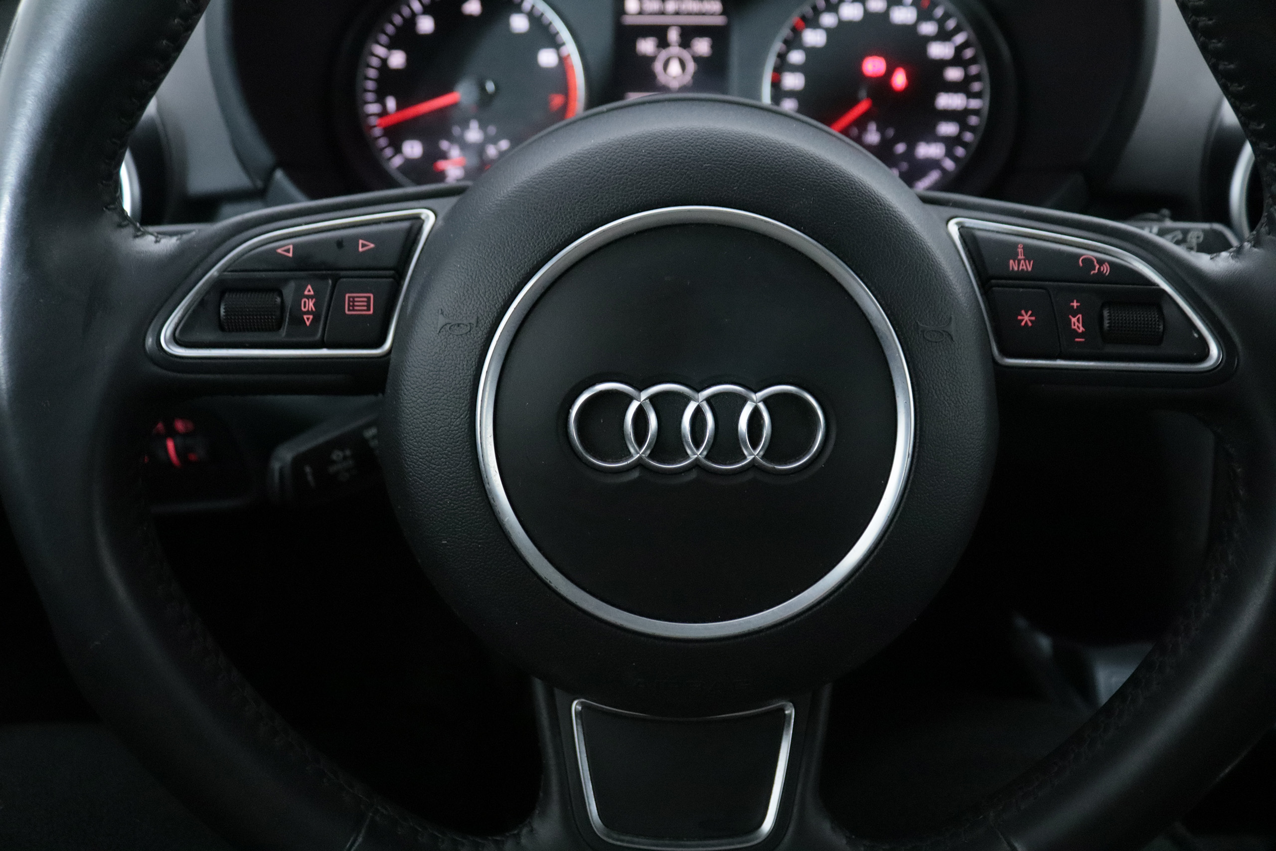 Audi A1 1.2 TFSI SPORTBACK 86CV 5P #CUERO, NAVY, PARKTRONIC foto 15