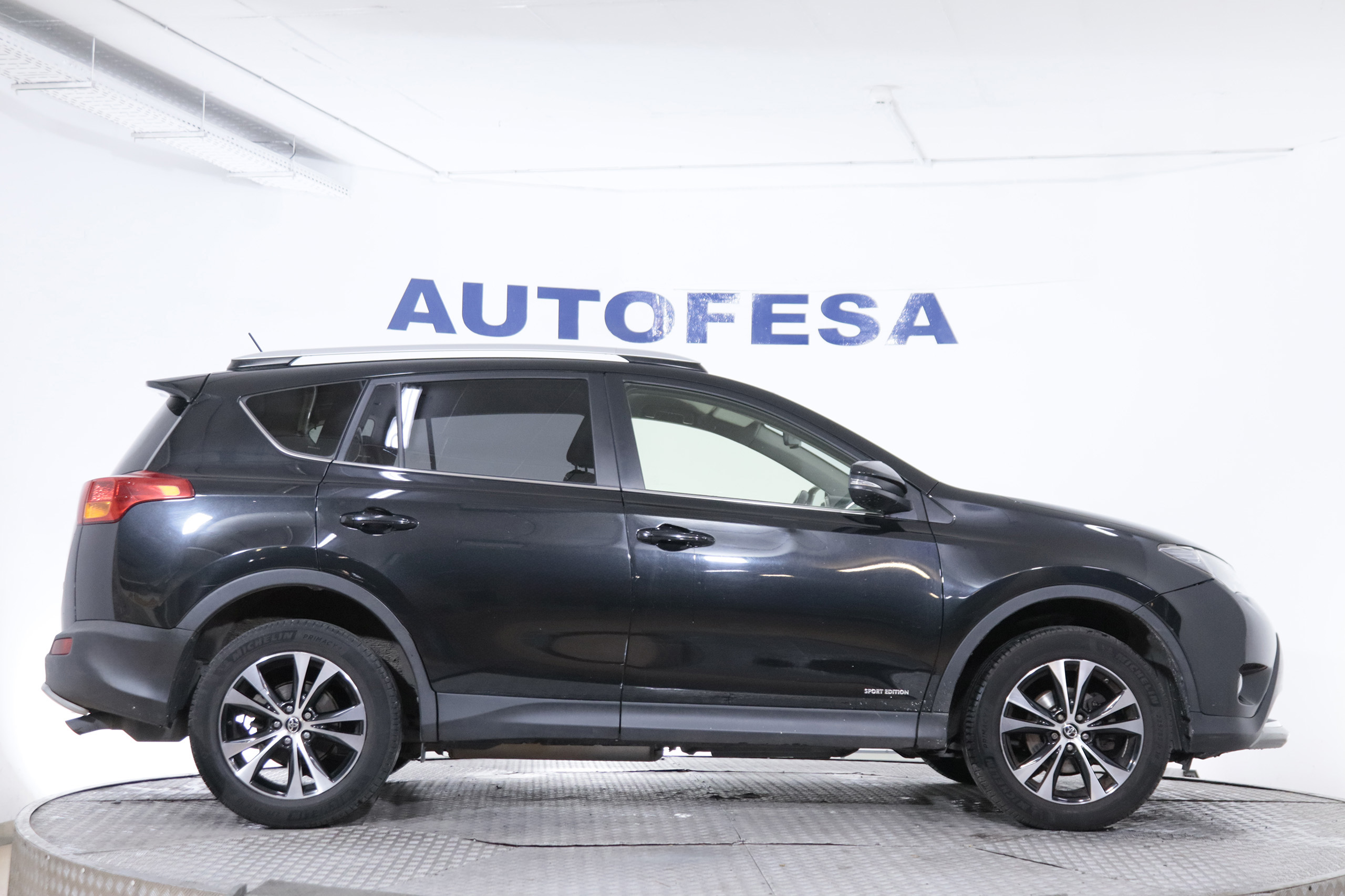 Toyota Rav 4 2.0 D-4D SPORT EDITION 124CV 5P # NAVY, PARKTRONIC foto 10