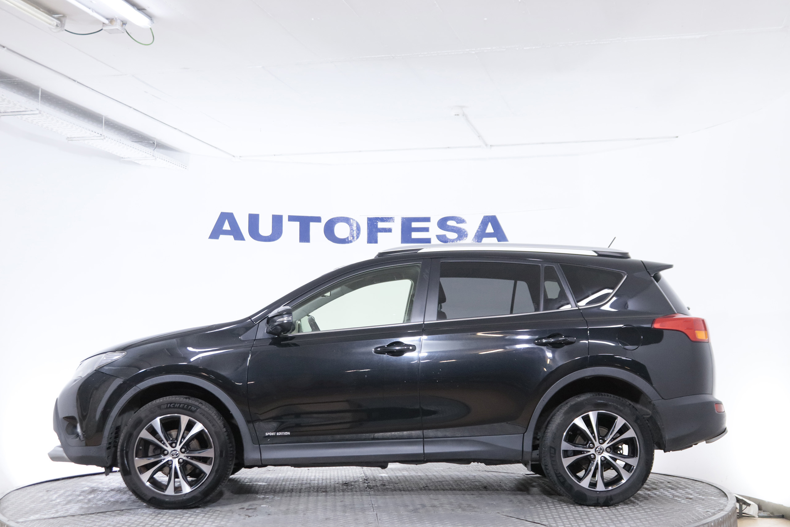 Toyota Rav 4 2.0 D-4D SPORT EDITION 124CV 5P # NAVY, PARKTRONIC foto 5