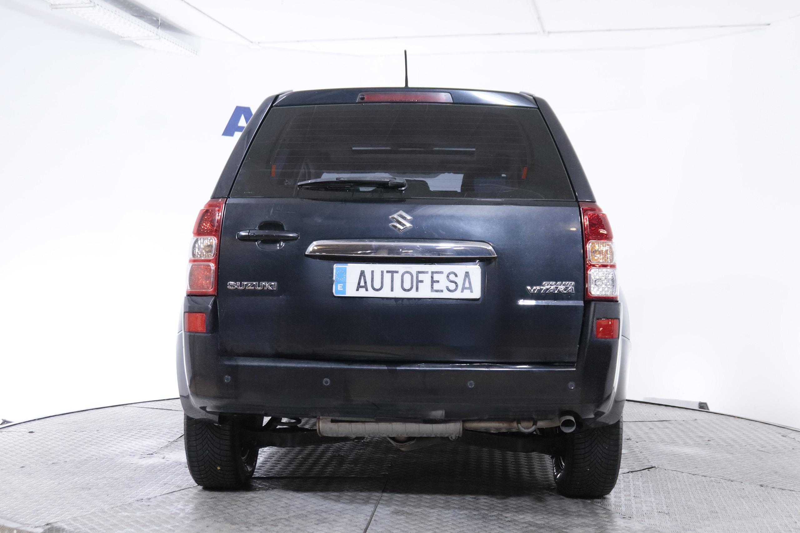 Suzuki Grand Vitara 1.9 DDIS LUXE 4X4 124CV 5P # TECHO ELEC, NAVY foto 6