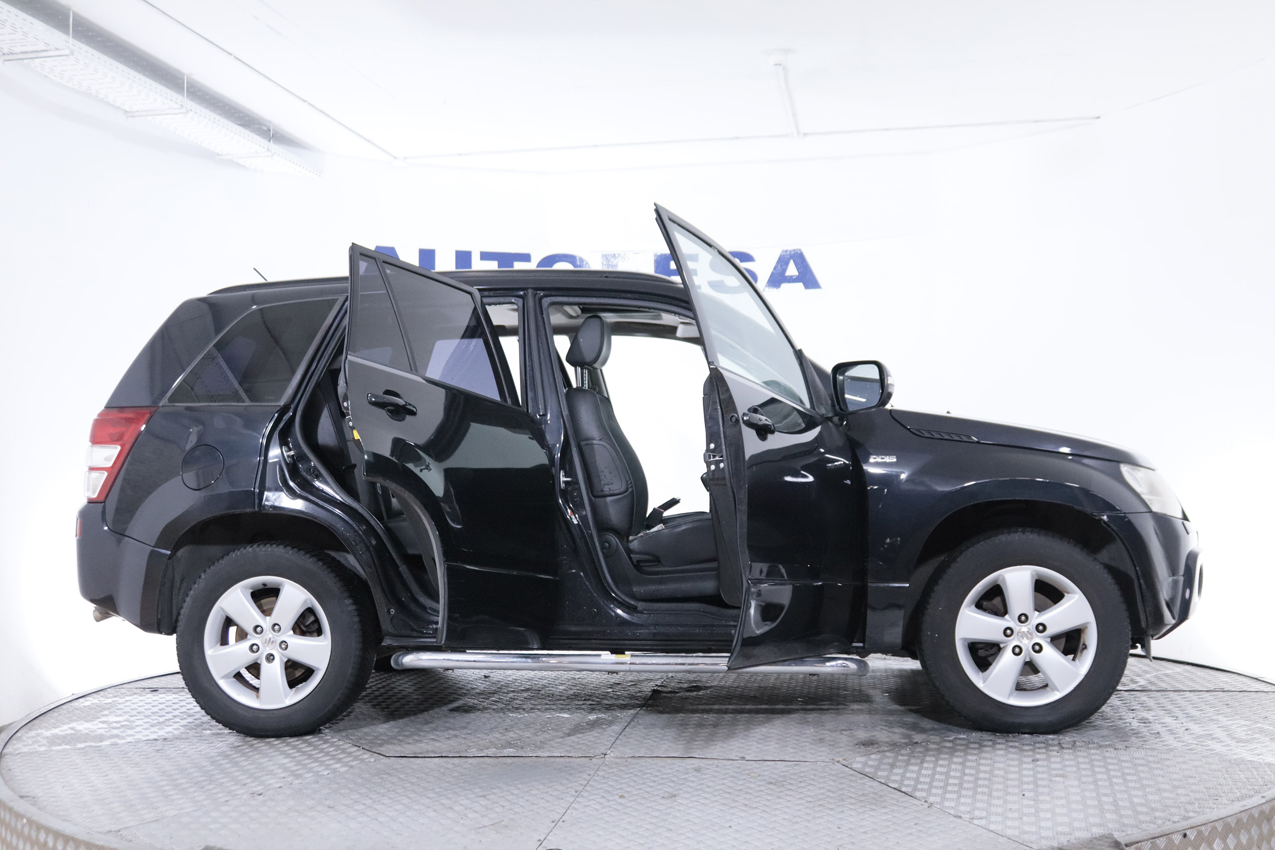 Suzuki Grand Vitara 1.9 DDIS LUXE 4X4 124CV 5P # TECHO ELEC, NAVY foto 11