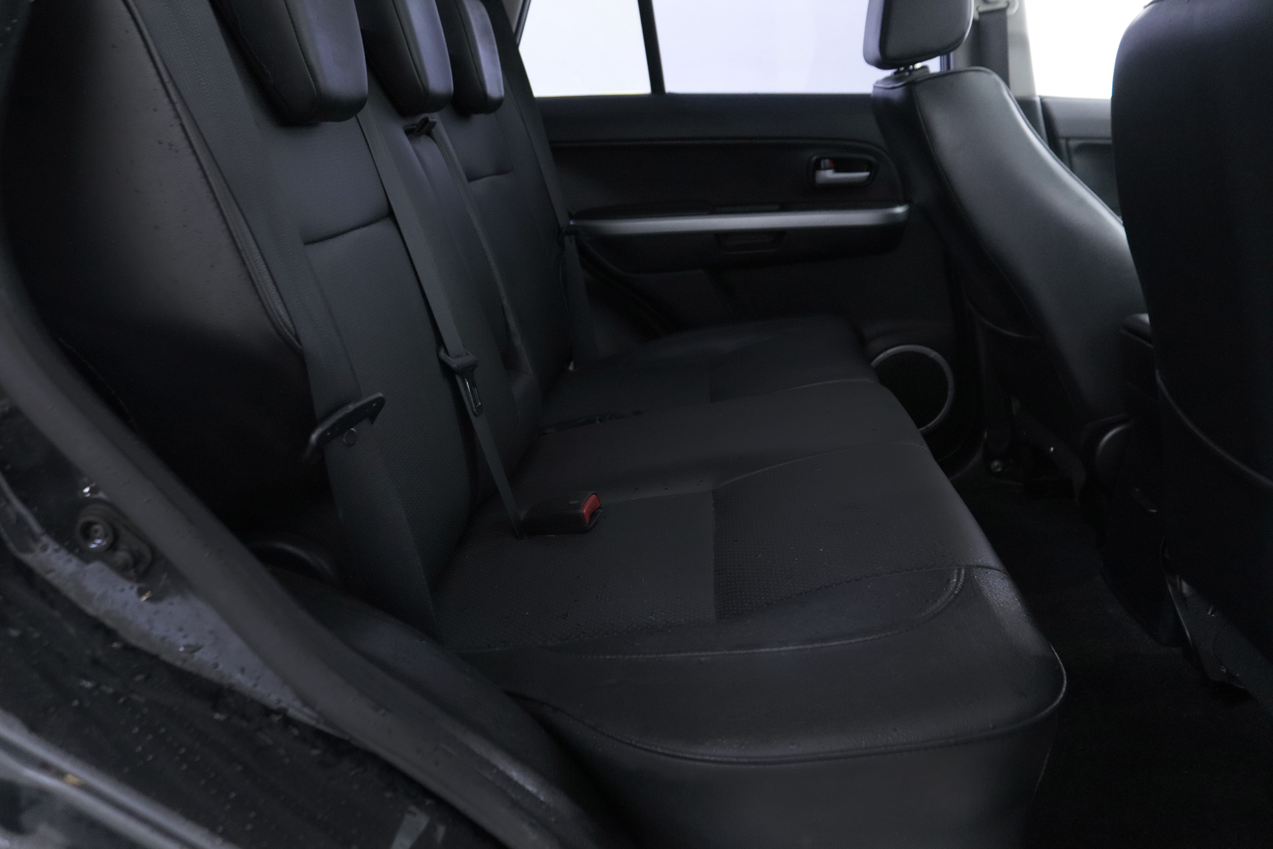 Suzuki Grand Vitara 1.9 DDIS LUXE 4X4 124CV 5P # TECHO ELEC, NAVY foto 22