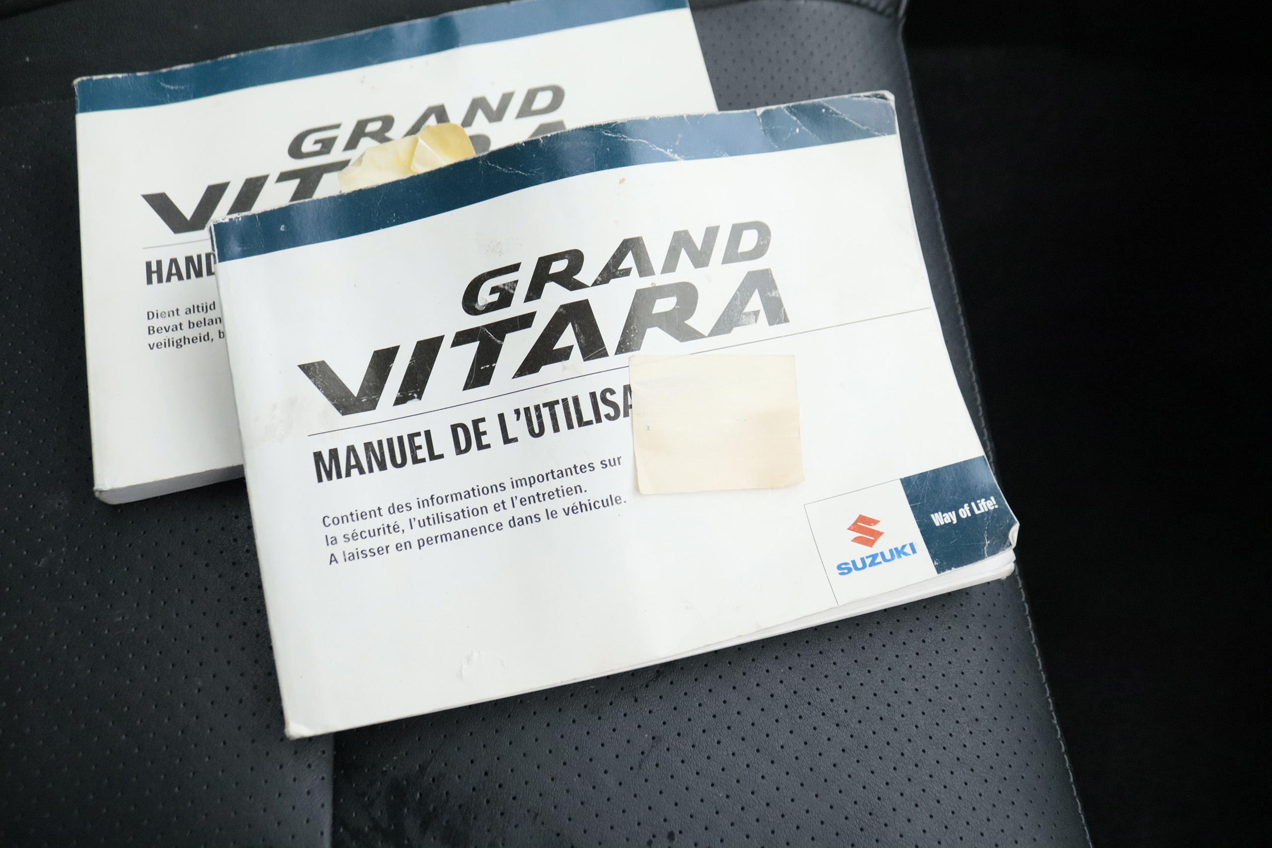 Suzuki Grand Vitara 1.9 DDIS LUXE 4X4 124CV 5P # TECHO ELEC, NAVY foto 24