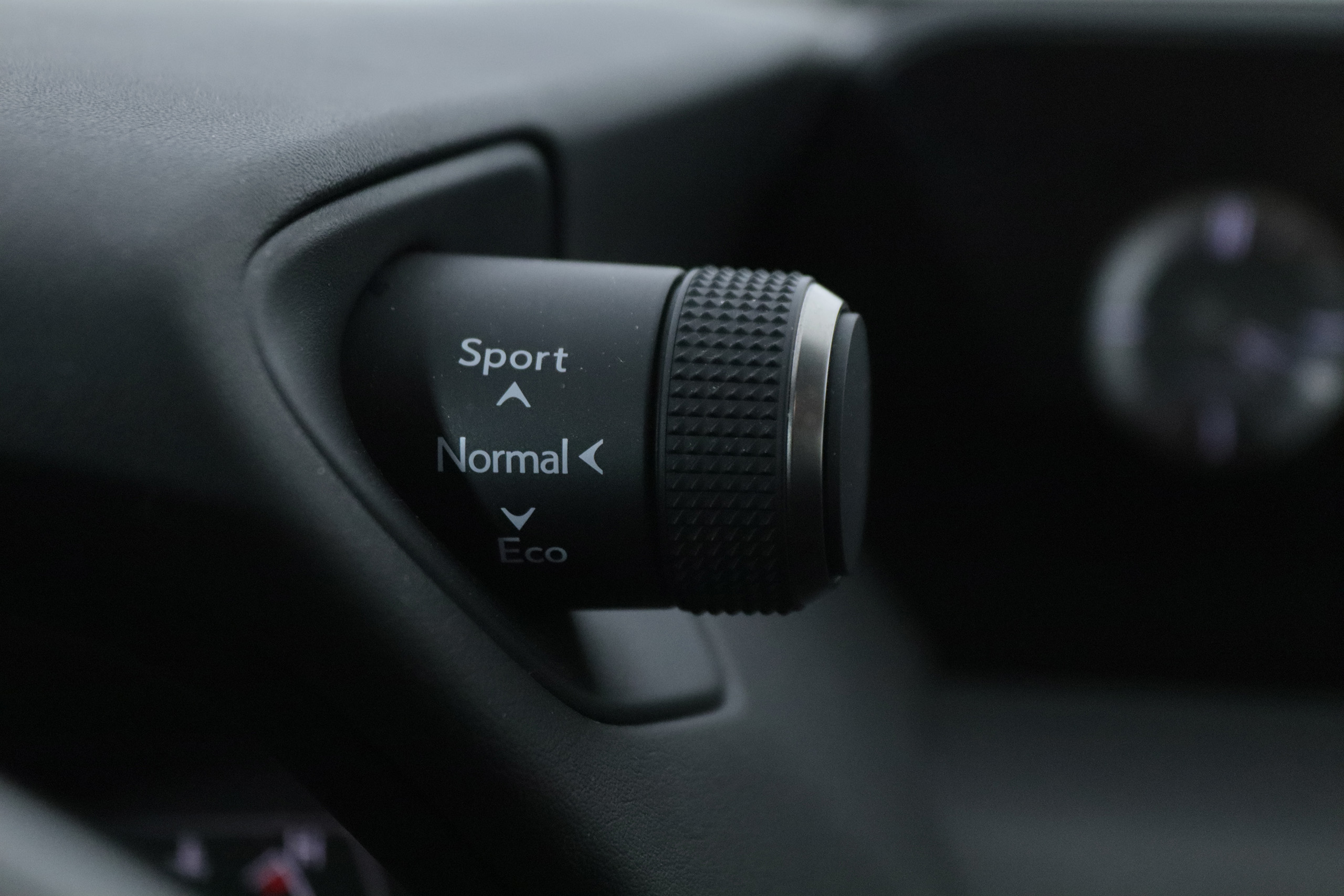 Lexus UX 250h 2.0 HEV BUISNESS AUTO 152CV 5P # PARKTRONIC foto 20