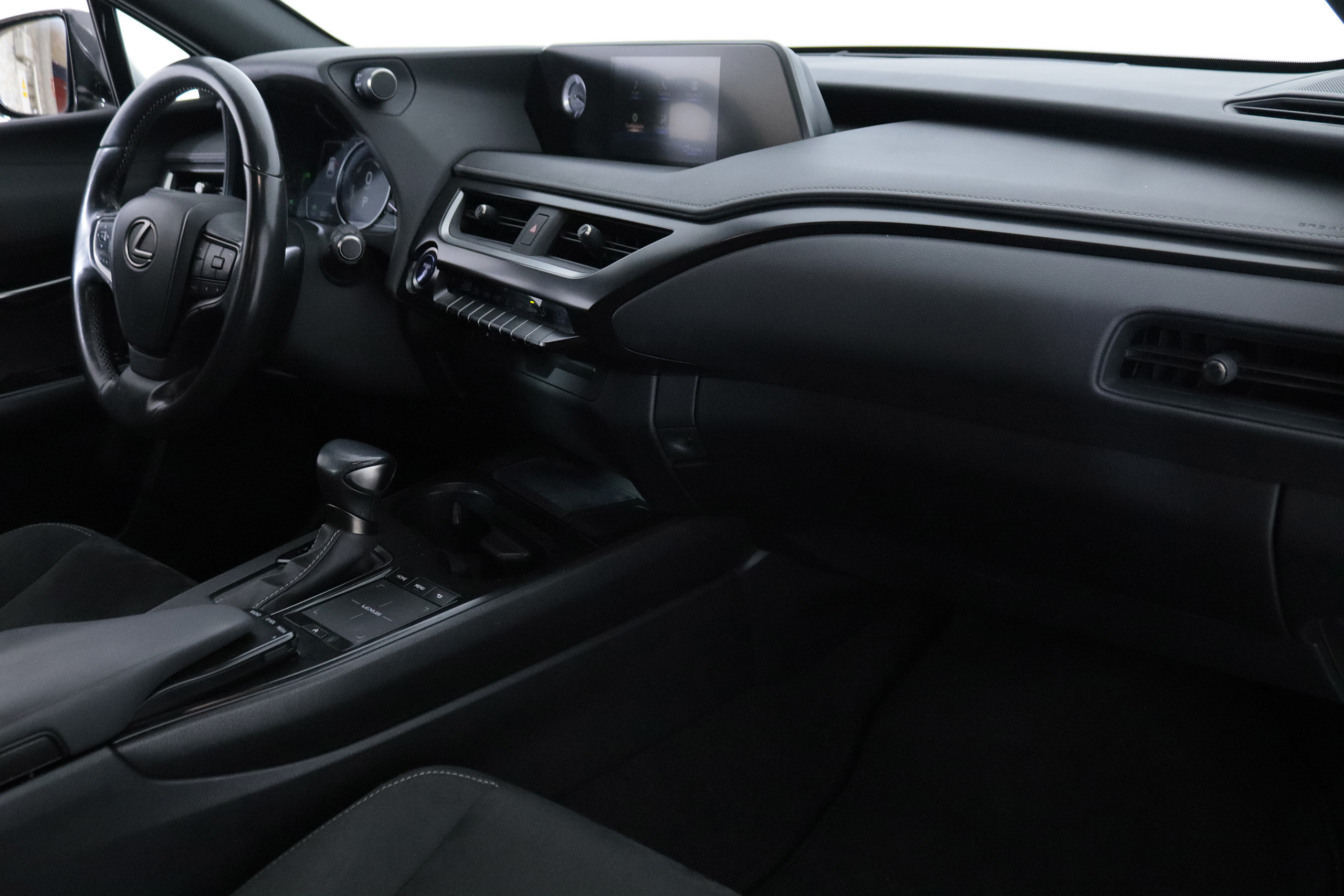 Lexus UX 250h 2.0 HEV BUISNESS AUTO 152CV 5P # PARKTRONIC foto 15