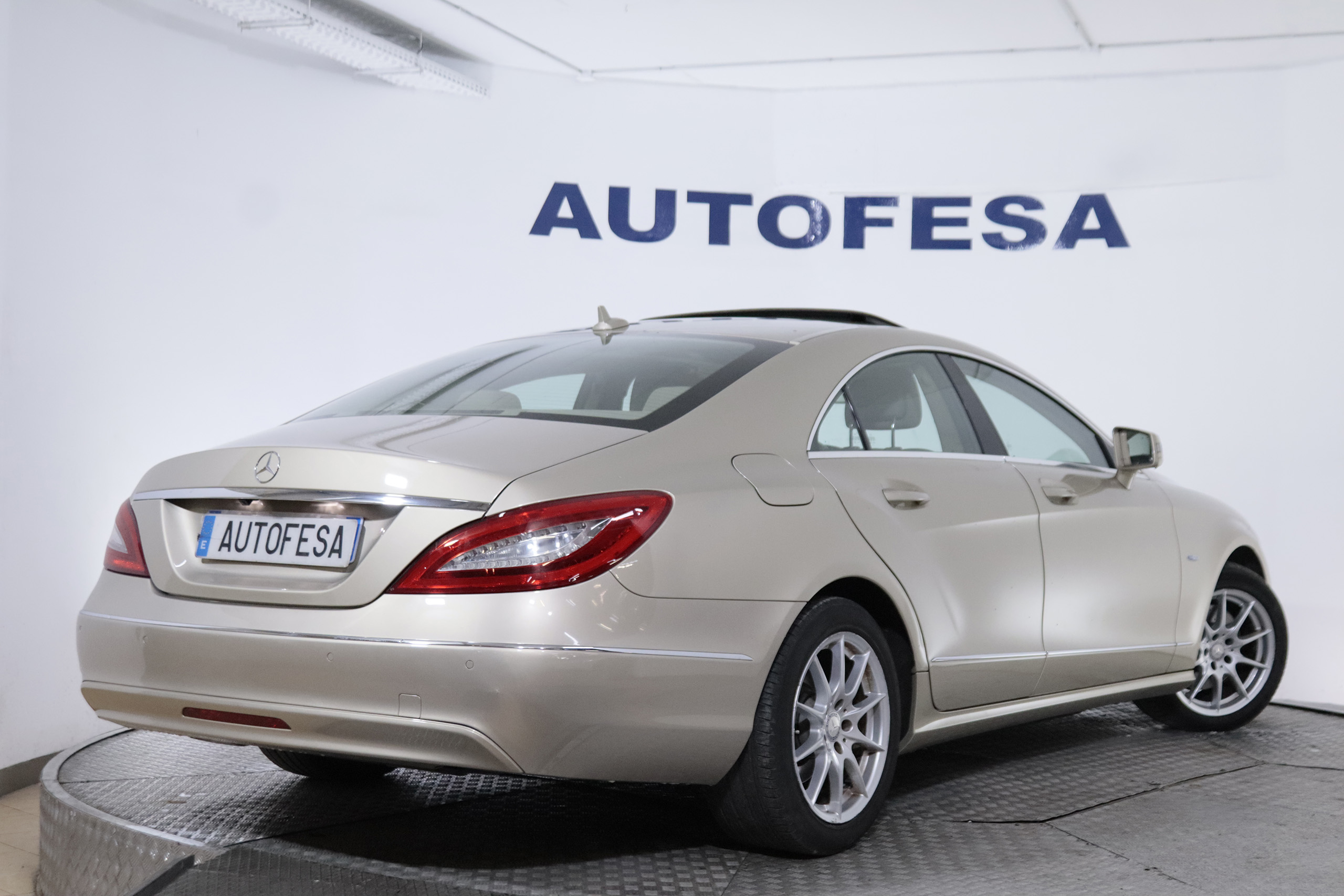 Mercedes-benz Cls 350 CLASE C CLS350 CDI AUTO 258CV 4P # CUERO, TECHO ELEC, NAVY foto 7