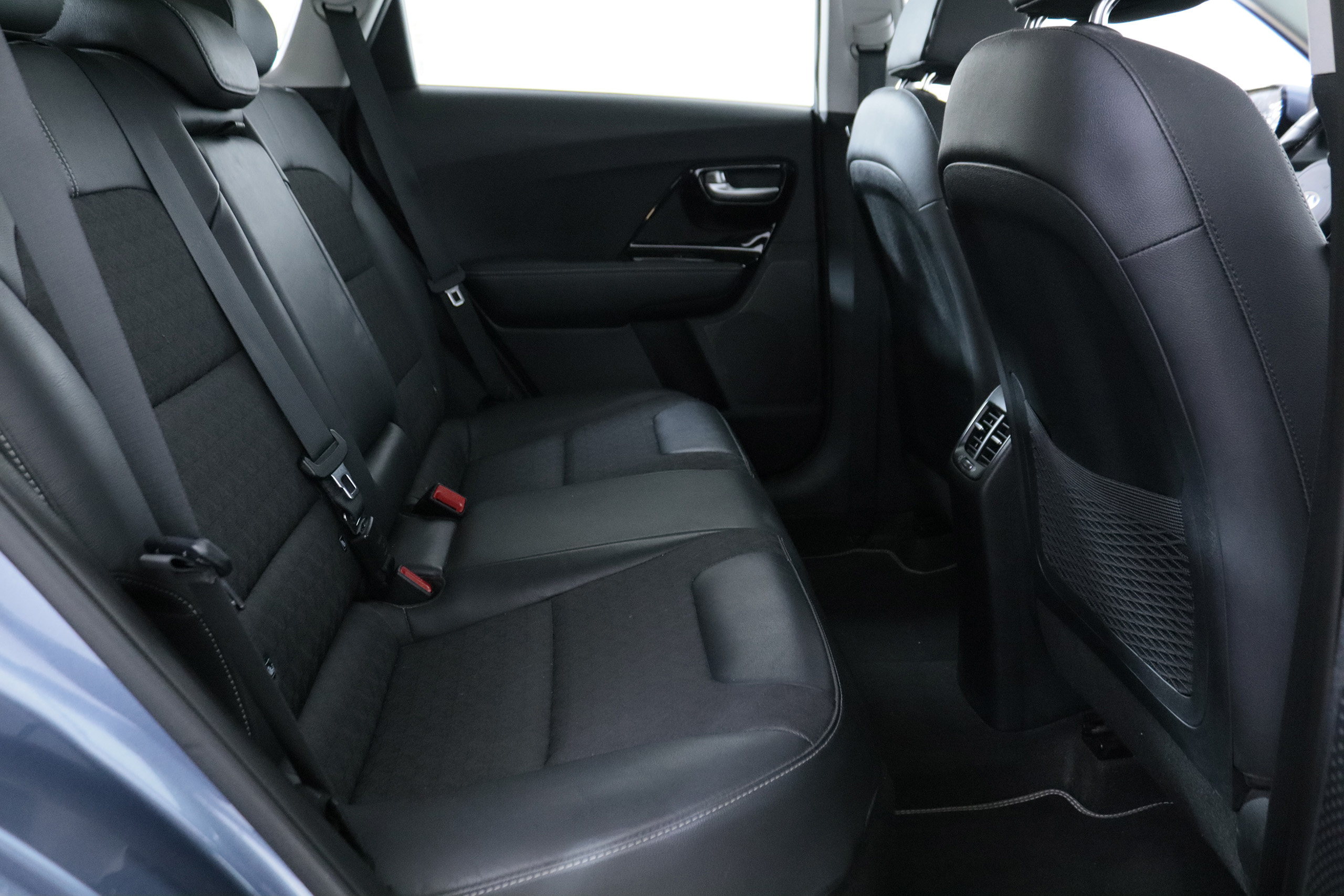 Kia Niro 1.6 PHEV DRIVE AUTO 141CV 5P # IVA DEDUCIBLE, NAVY, PARKTRONIC foto 23