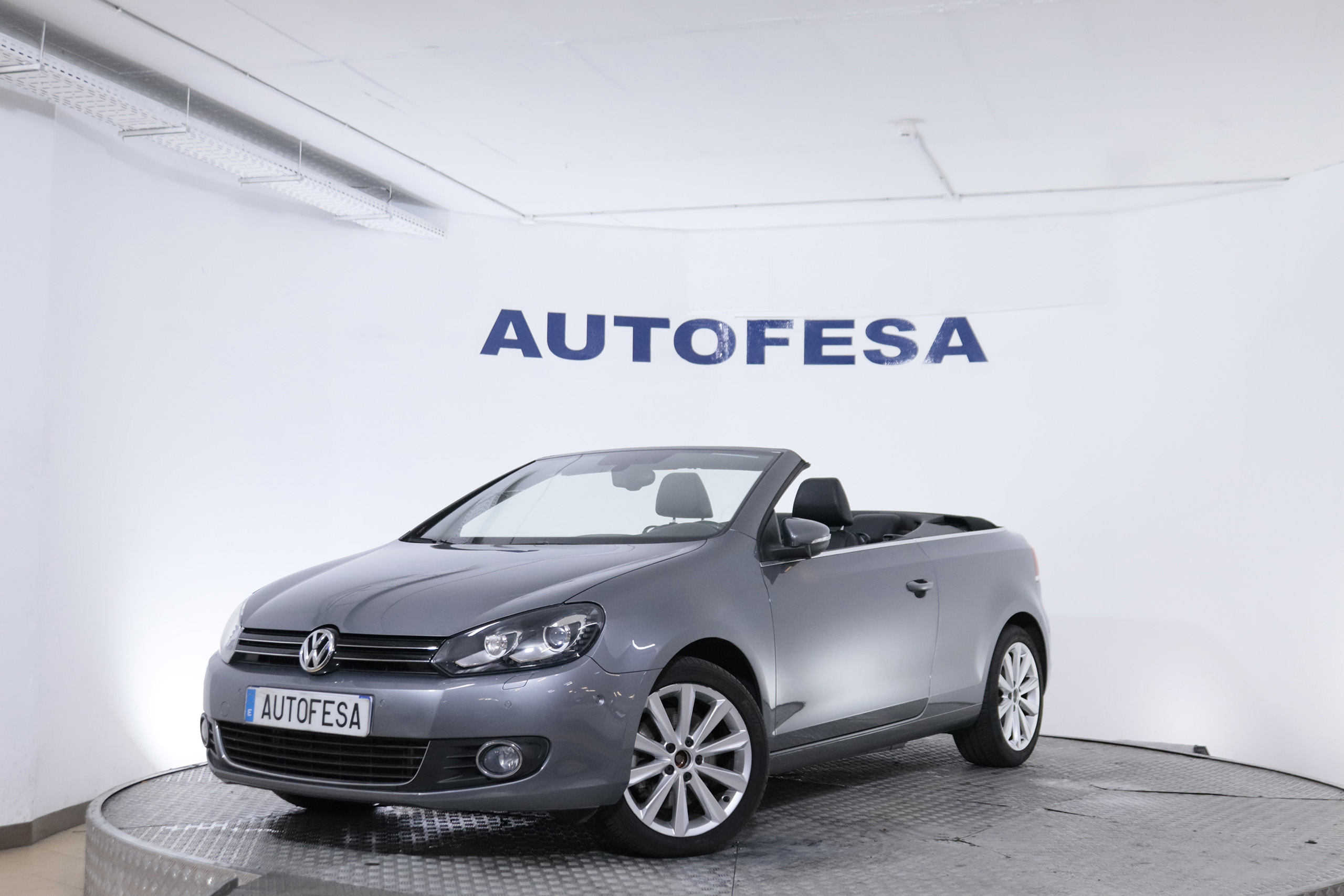 Volkswagen Golf CABRIO 2.0 TDI DSG AUTO 140CV 2P # CUERO, PARKTRONIC foto 1