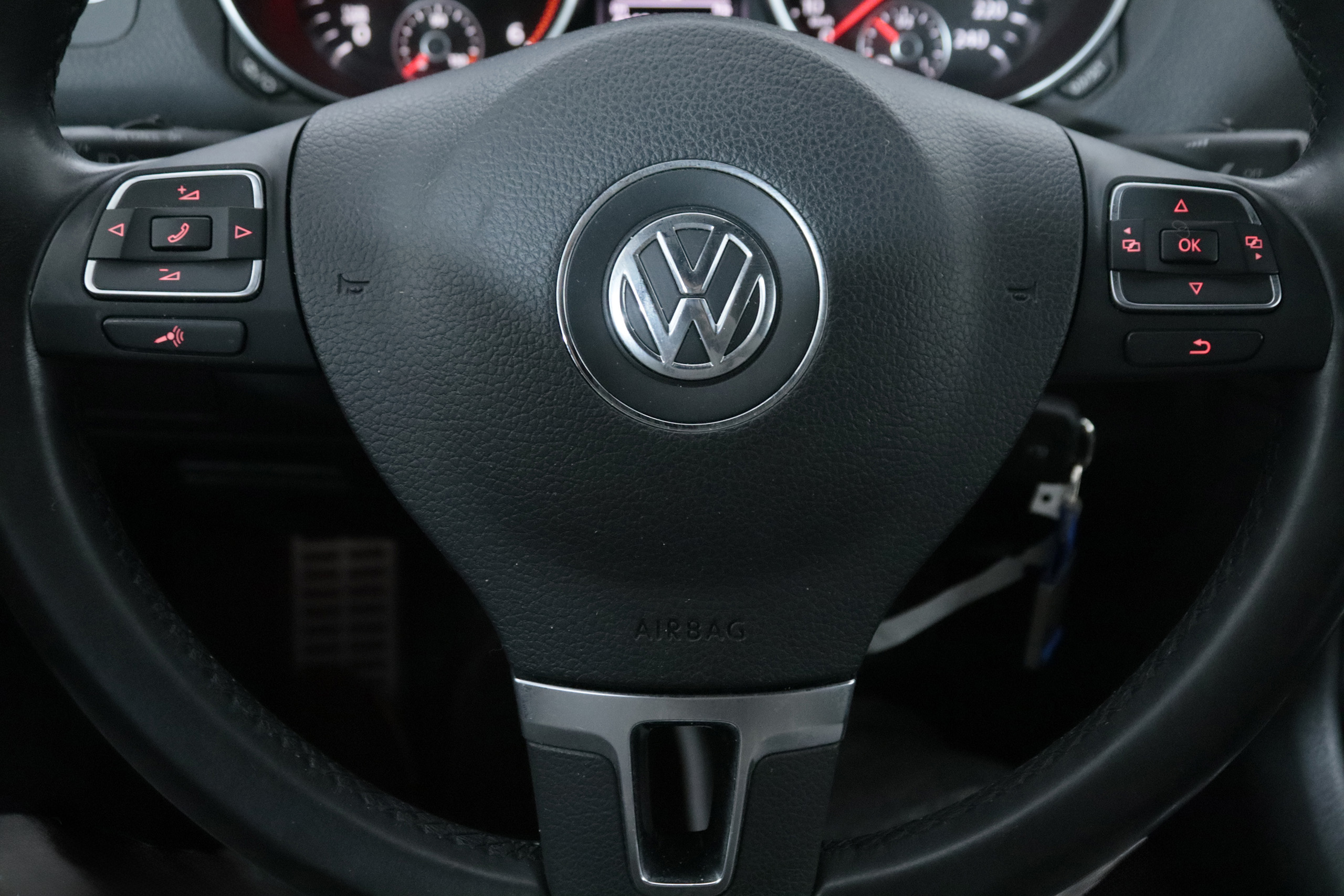 Volkswagen Golf CABRIO 2.0 TDI DSG AUTO 140CV 2P # CUERO, PARKTRONIC foto 20