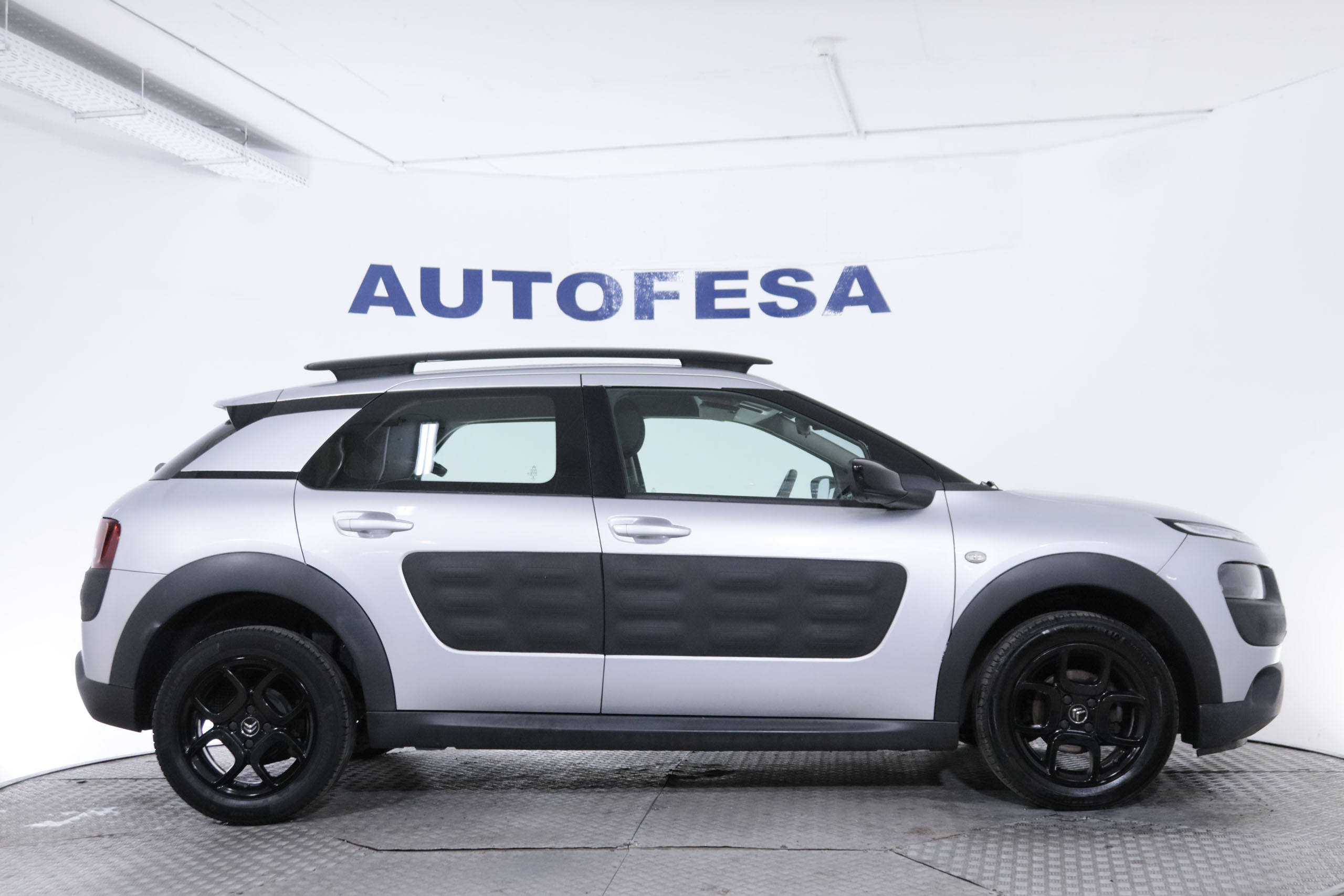Citroen C4 Cactus 1.6 HDI FEEL AUTO 92CV 5P foto 10