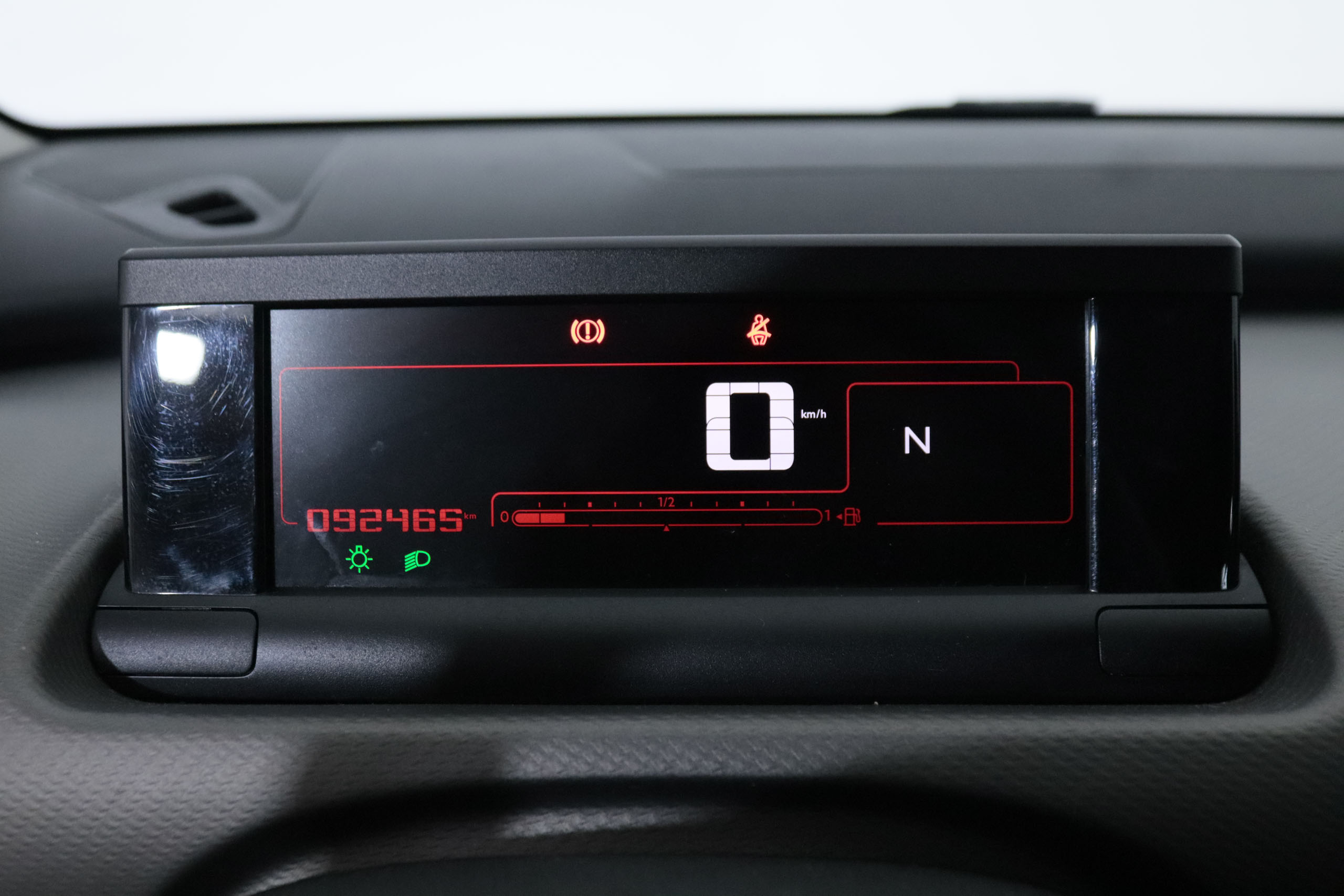 Citroen C4 Cactus 1.6 HDI FEEL AUTO 92CV 5P foto 21