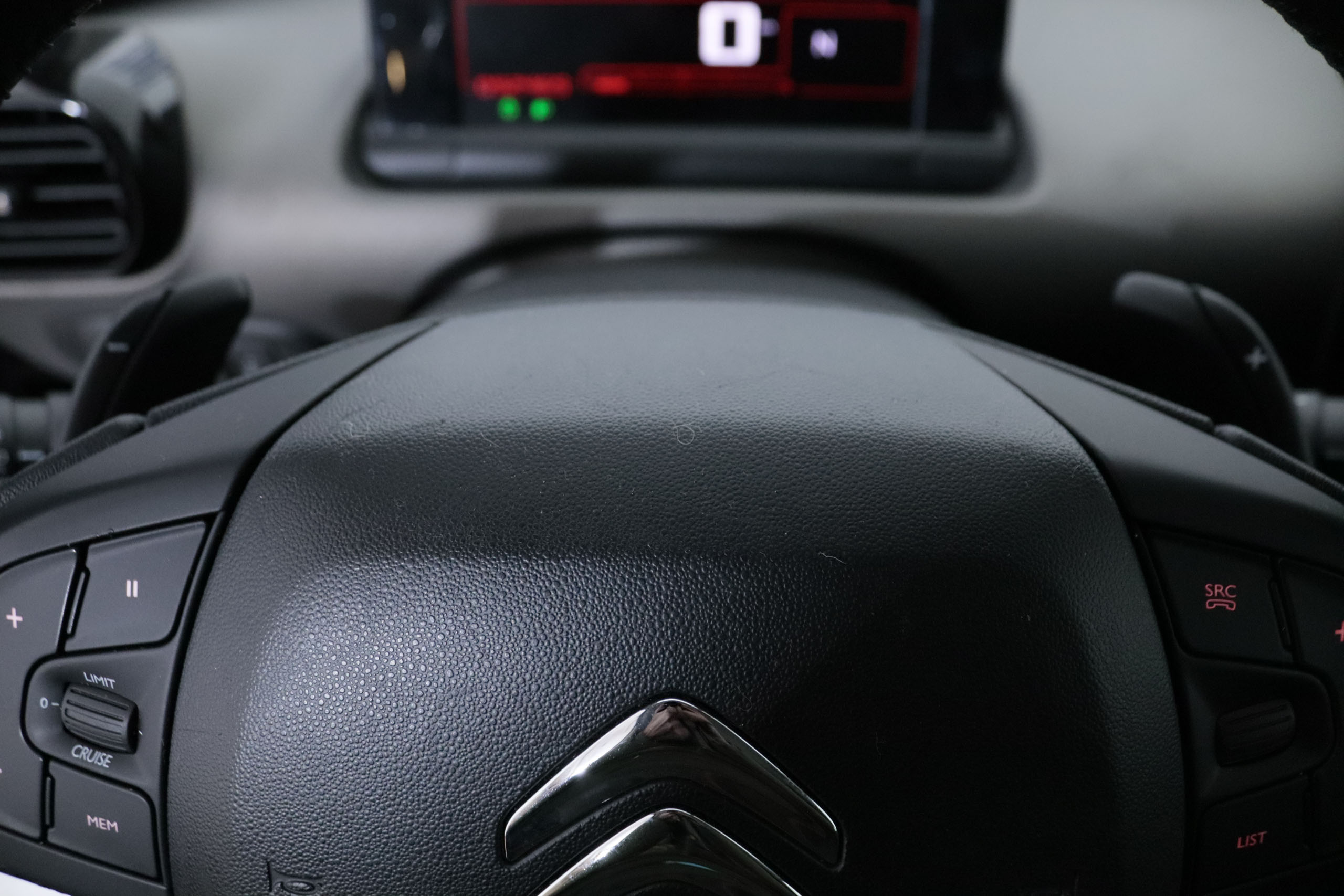 Citroen C4 Cactus 1.6 HDI FEEL AUTO 92CV 5P foto 17