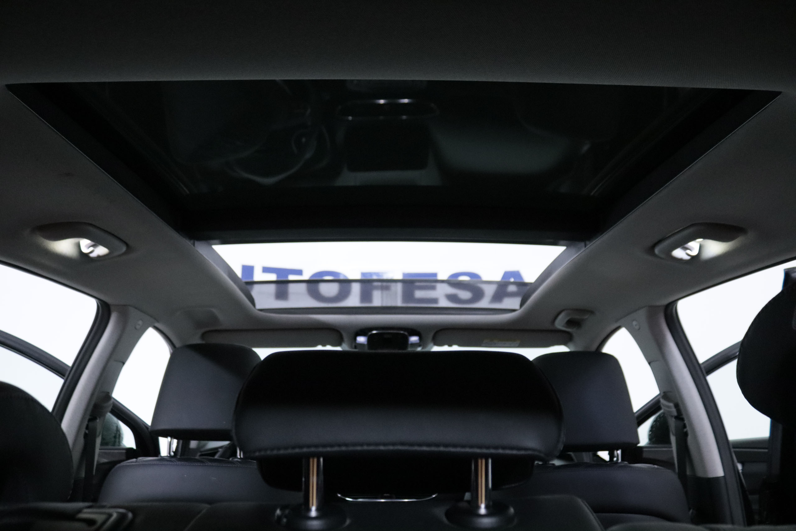 Hyundai Santa Fe 1.6 PHEV TECNO AUTO 265CV 4x4 7 PLAZAS 5P #CUERO, TECHO ELEC PANORAMICO, NAVY foto 15