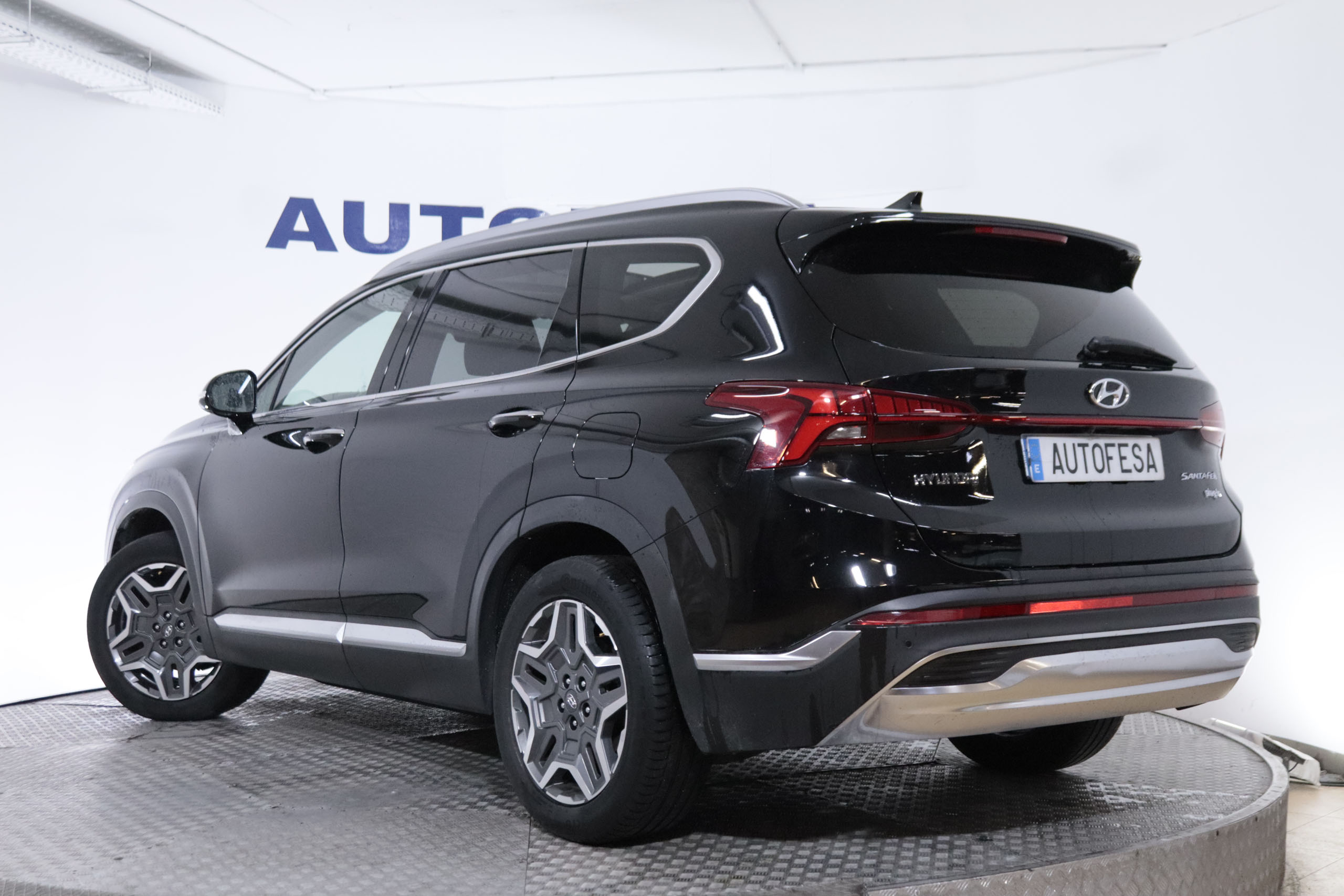 Hyundai Santa Fe 1.6 PHEV TECNO AUTO 265CV 4x4 7 PLAZAS 5P #CUERO, TECHO ELEC PANORAMICO, NAVY foto 10