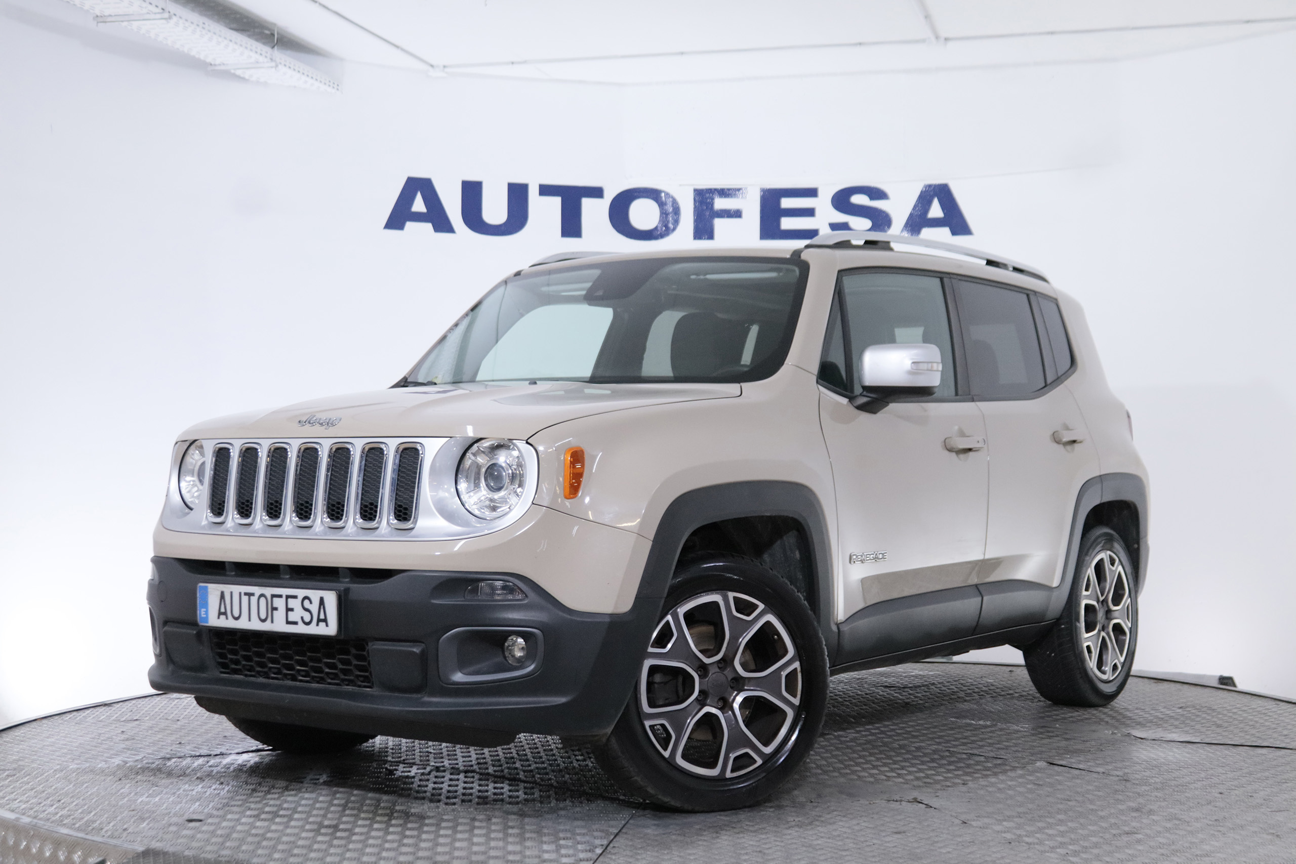 Jeep Renegade 2.0 MJET LIMITED 4X4 140CV 5P # CUERO, TECHO PANORAMICO foto 1