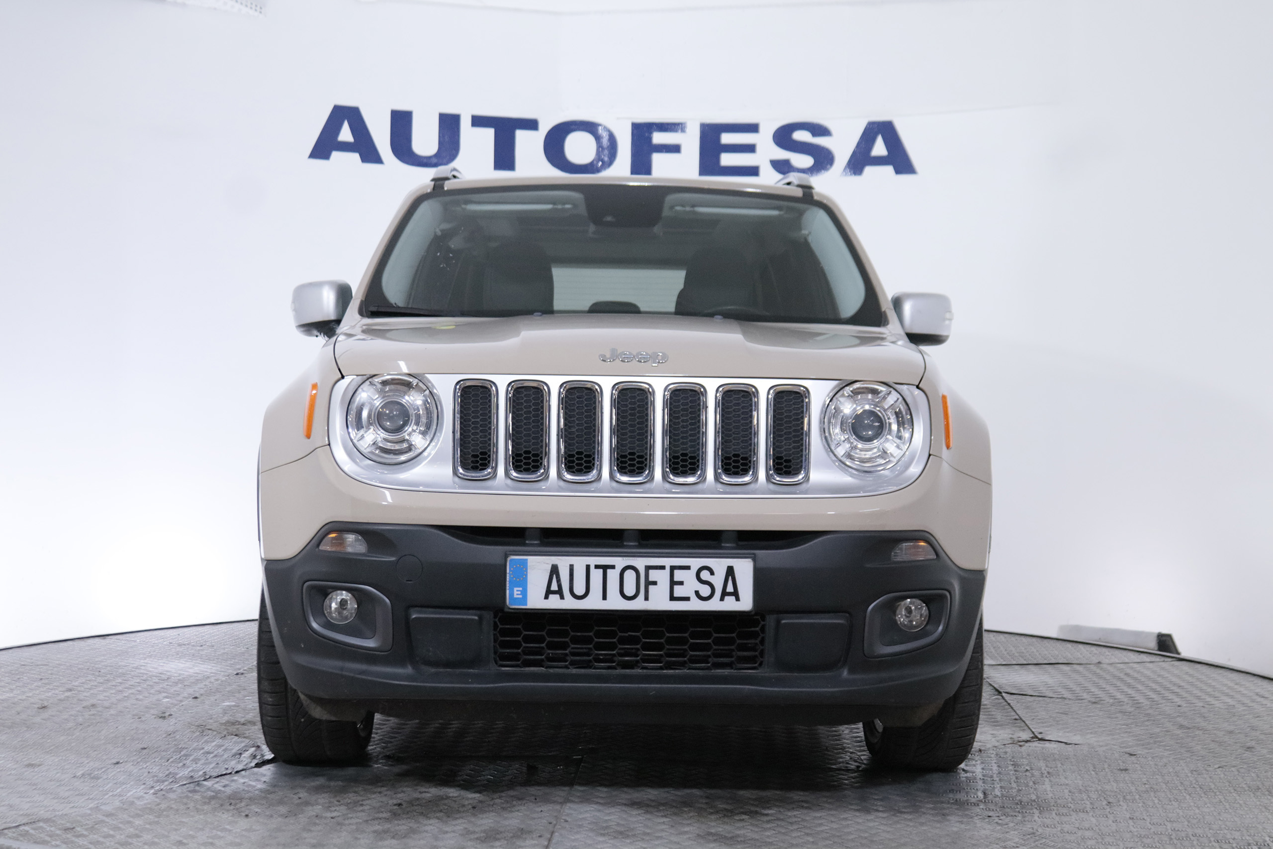 Jeep Renegade 2.0 MJET LIMITED 4X4 140CV 5P # CUERO, TECHO PANORAMICO foto 2
