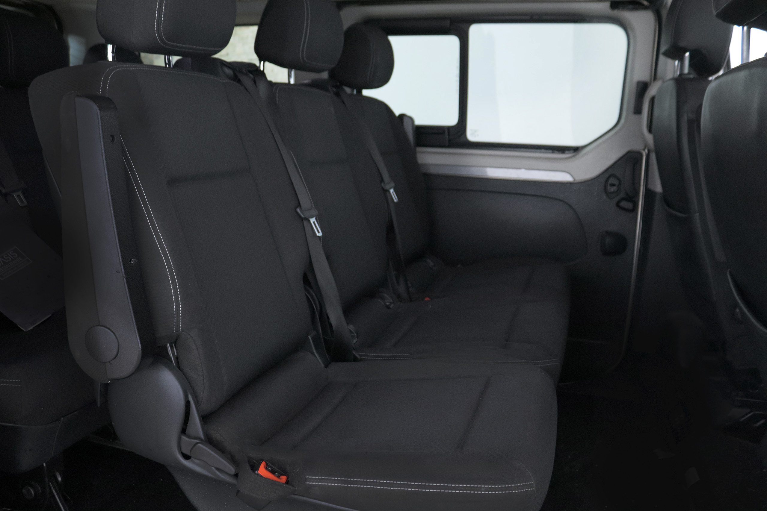 Renault Trafic 1.6 DCI SPACECLASS 145CV 8 PLAZAS 5P # NAVY, PARKTRONIC foto 23