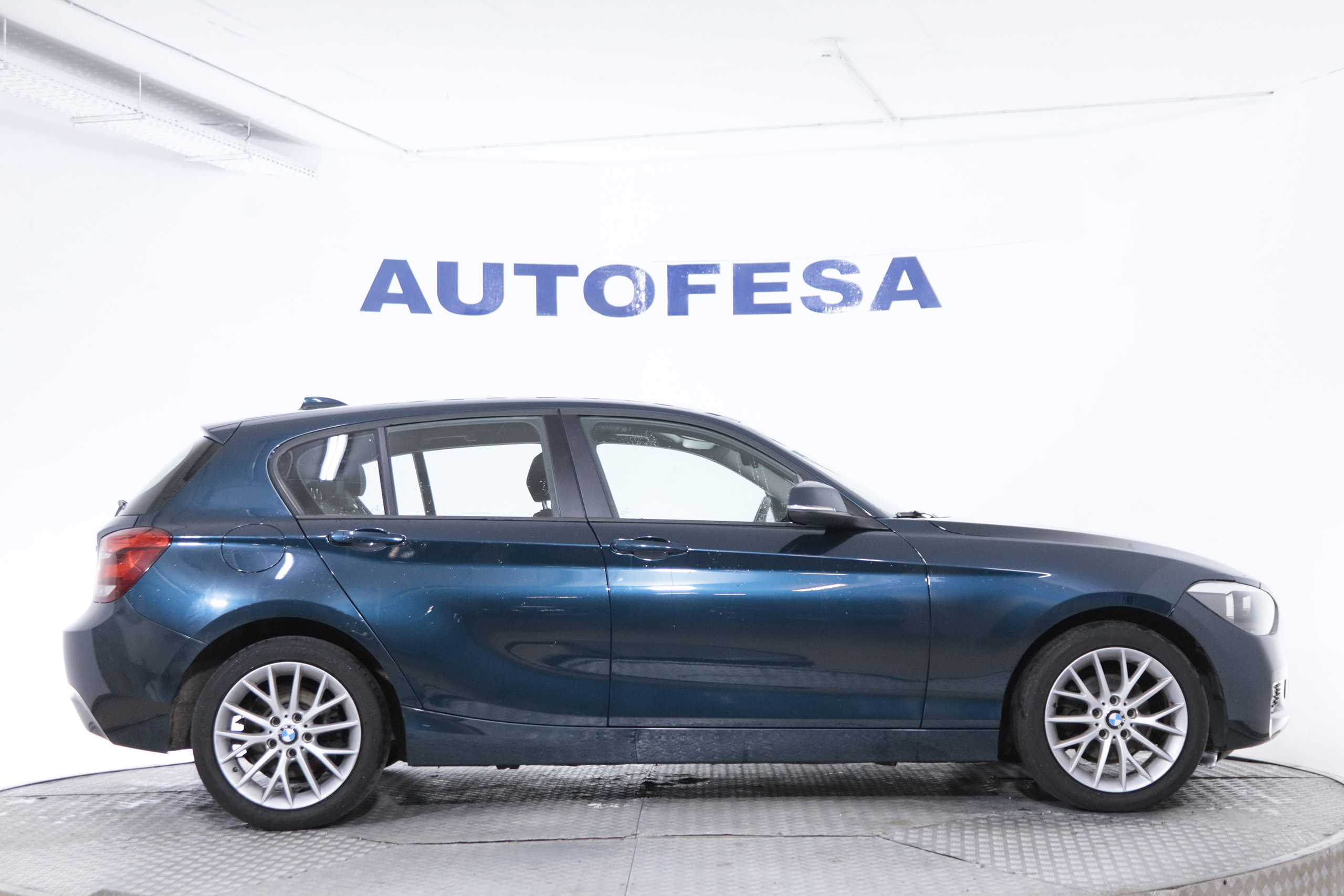 BMW 114D SERIE 1 114D 95CV 5P # NAVY, BLUETOOTH foto 9