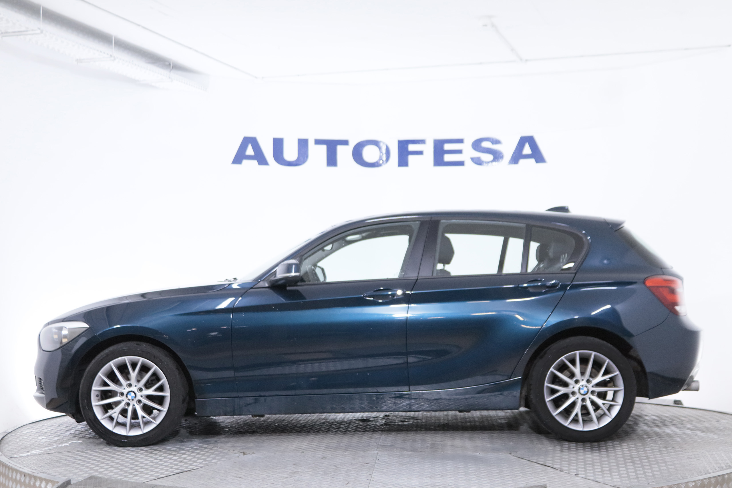 BMW 114D SERIE 1 114D 95CV 5P # NAVY, BLUETOOTH foto 13
