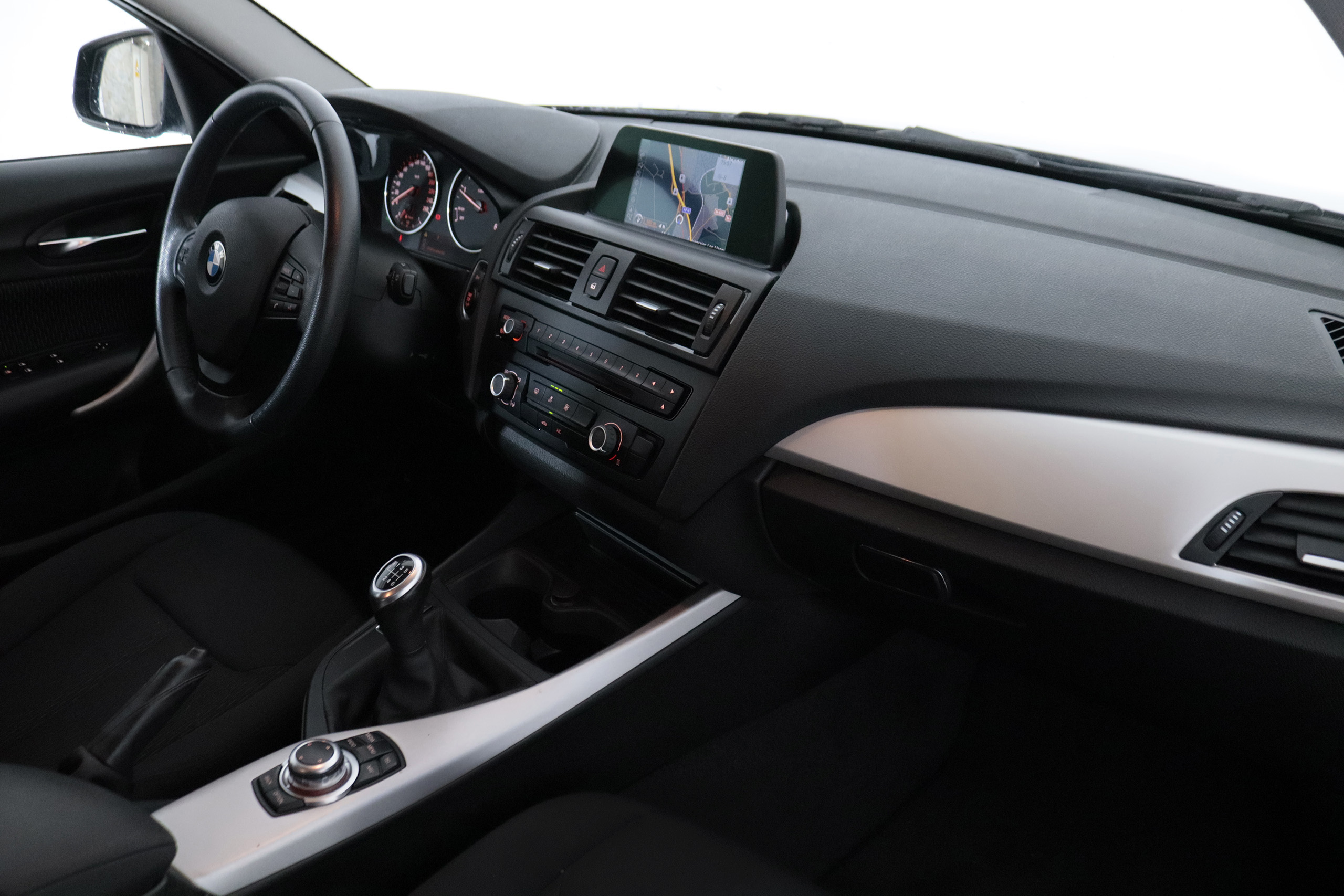 BMW 114D SERIE 1 114D 95CV 5P # NAVY, BLUETOOTH foto 15