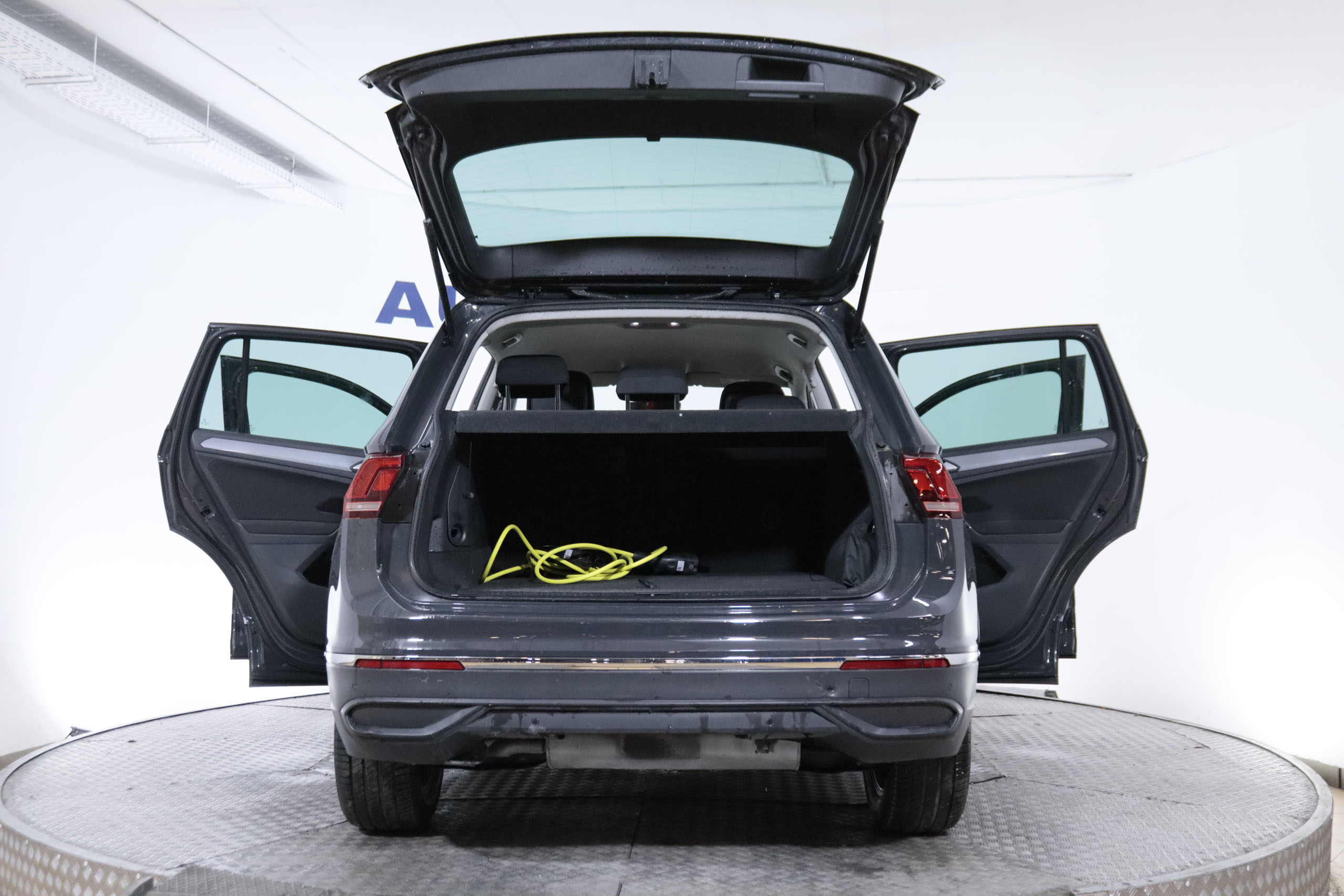 Volkswagen Tiguan 1.4 TSI E-HYBRID LIFE AUTO 245CV 5P #IVA DEDUCIBLE, NAVY, PARKTRONIC foto 10