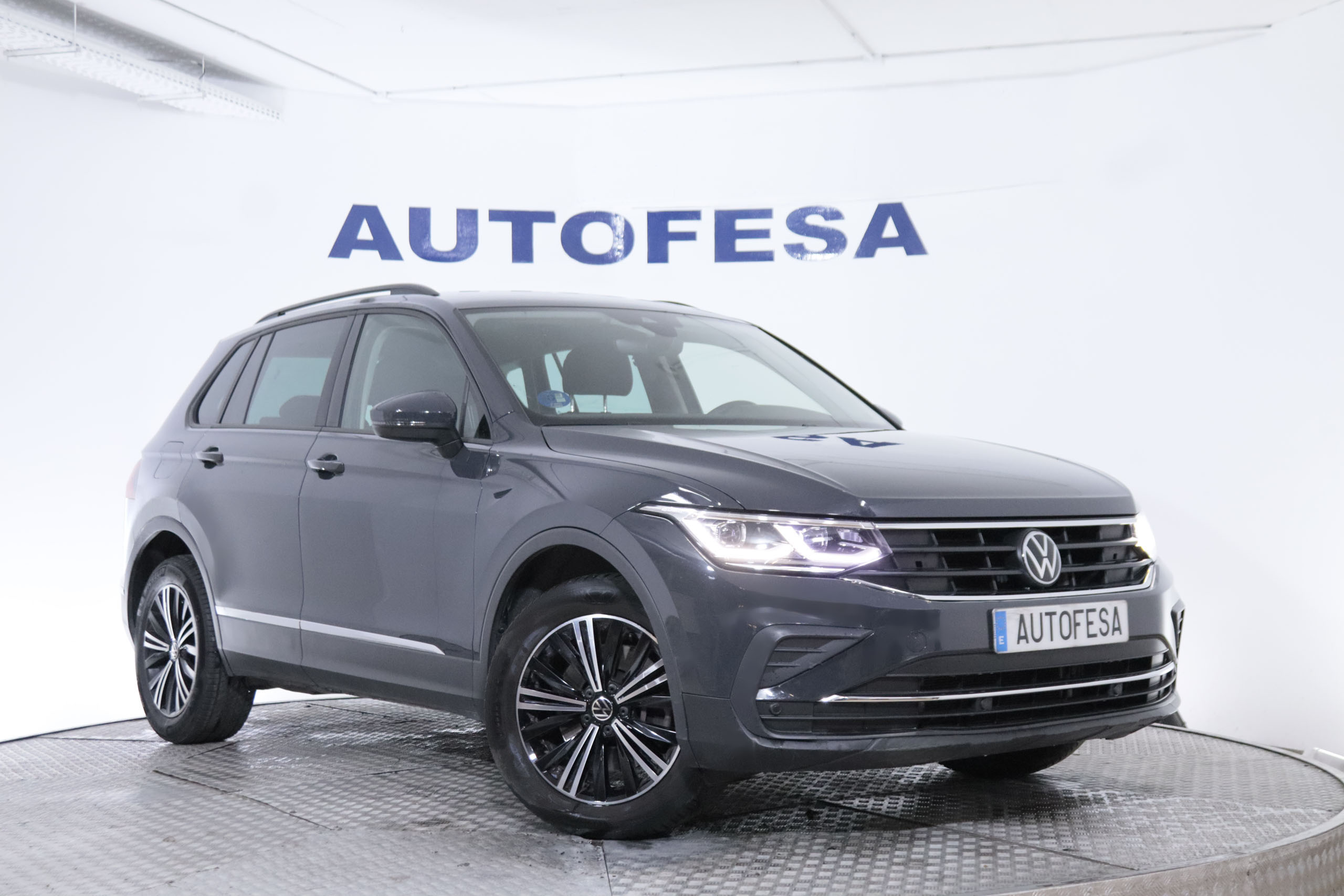 Volkswagen Tiguan 1.4 TSI E-HYBRID LIFE AUTO 245CV 5P #IVA DEDUCIBLE, NAVY, PARKTRONIC foto 3
