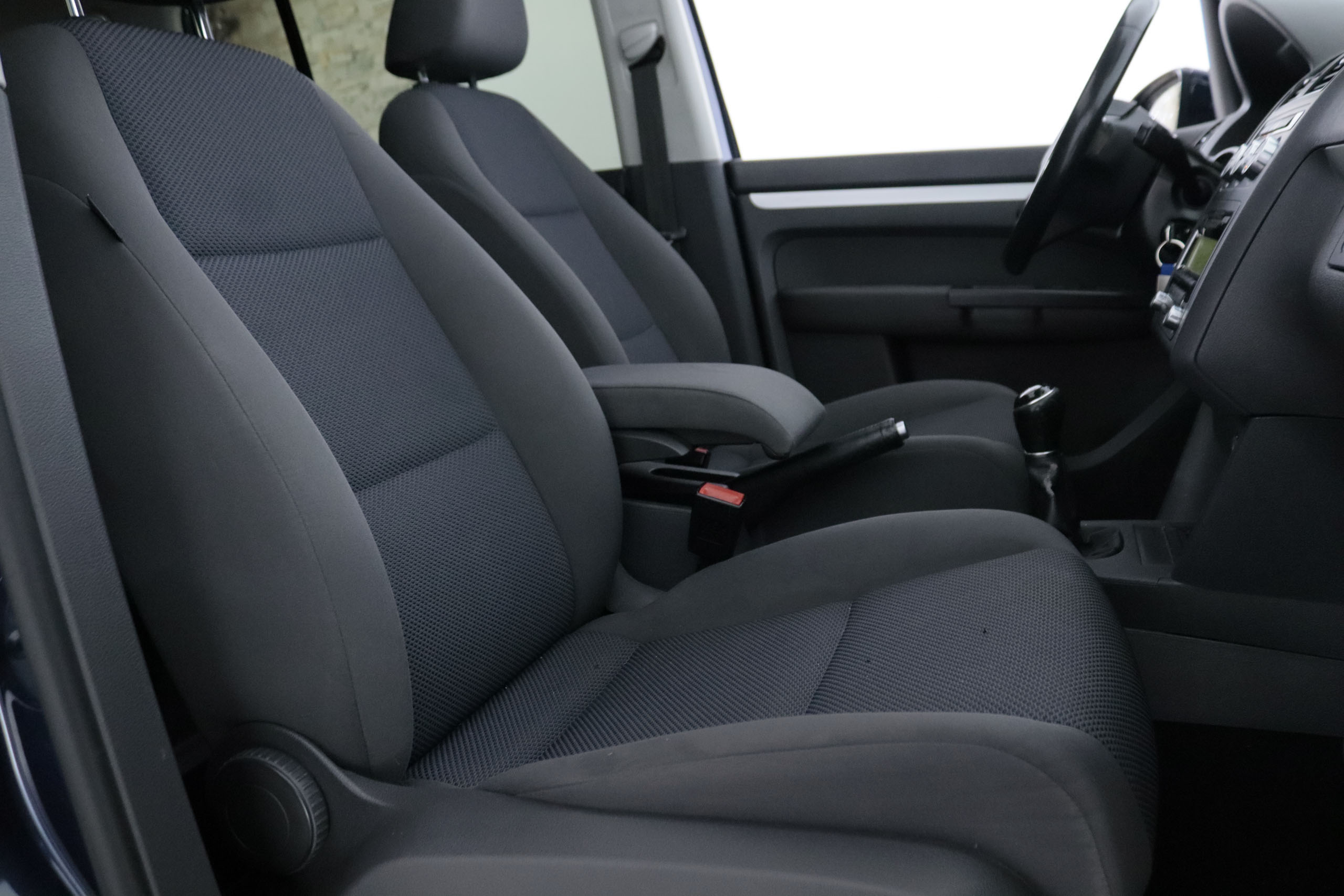 Volkswagen Touran 1.2 TSI EDITION 105CV 7 PLAZAS 5P # TECHO ELEC PANORAMICO foto 22