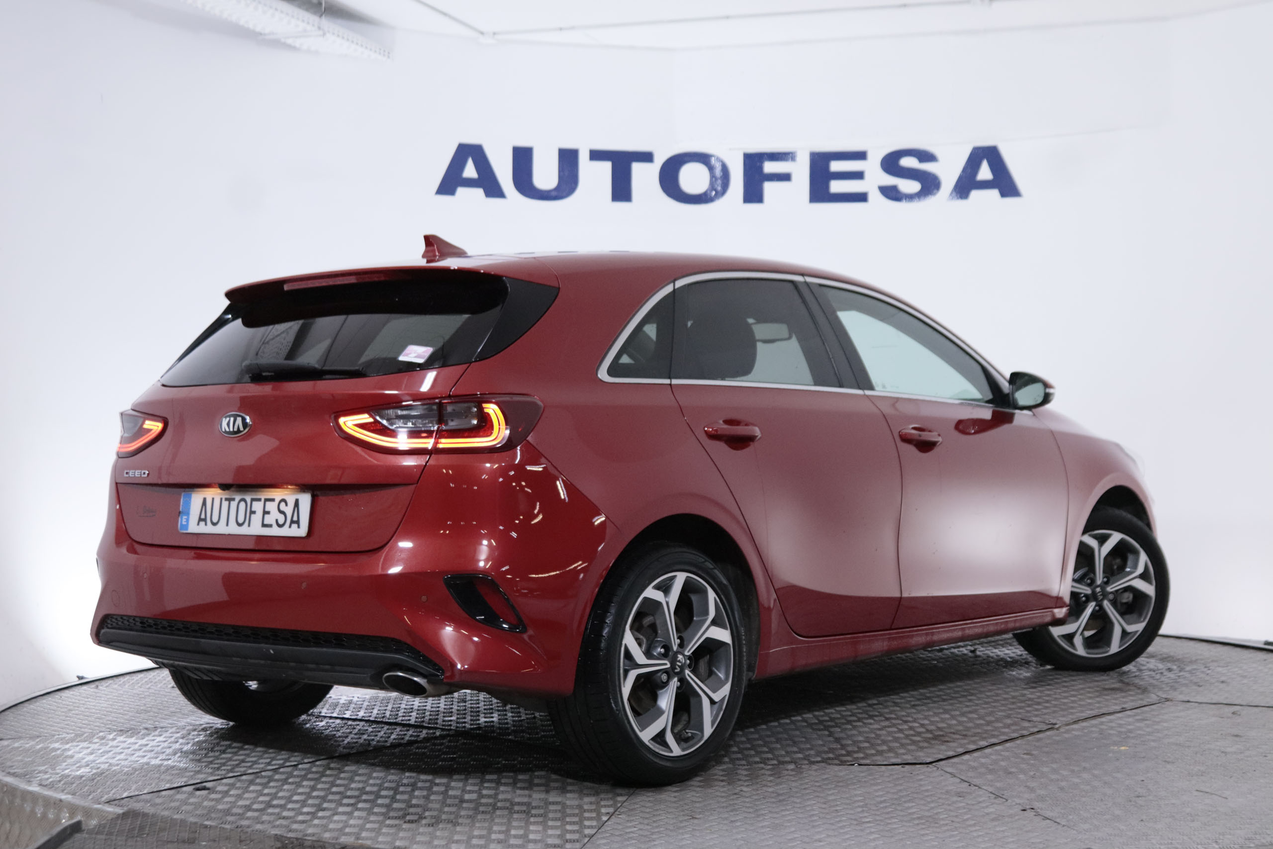 Kia Ceed 1.6 CRDI 115CV GT LINE AUTO 5P # NAVY,CAMARA TRASERA, foto 6